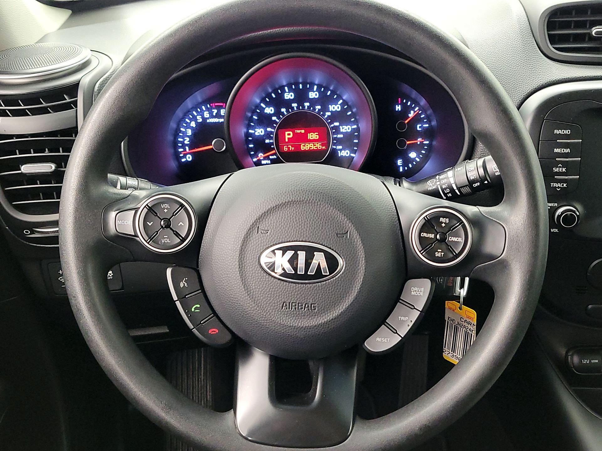 Thumbnail: 2019 Kia Soul - 10