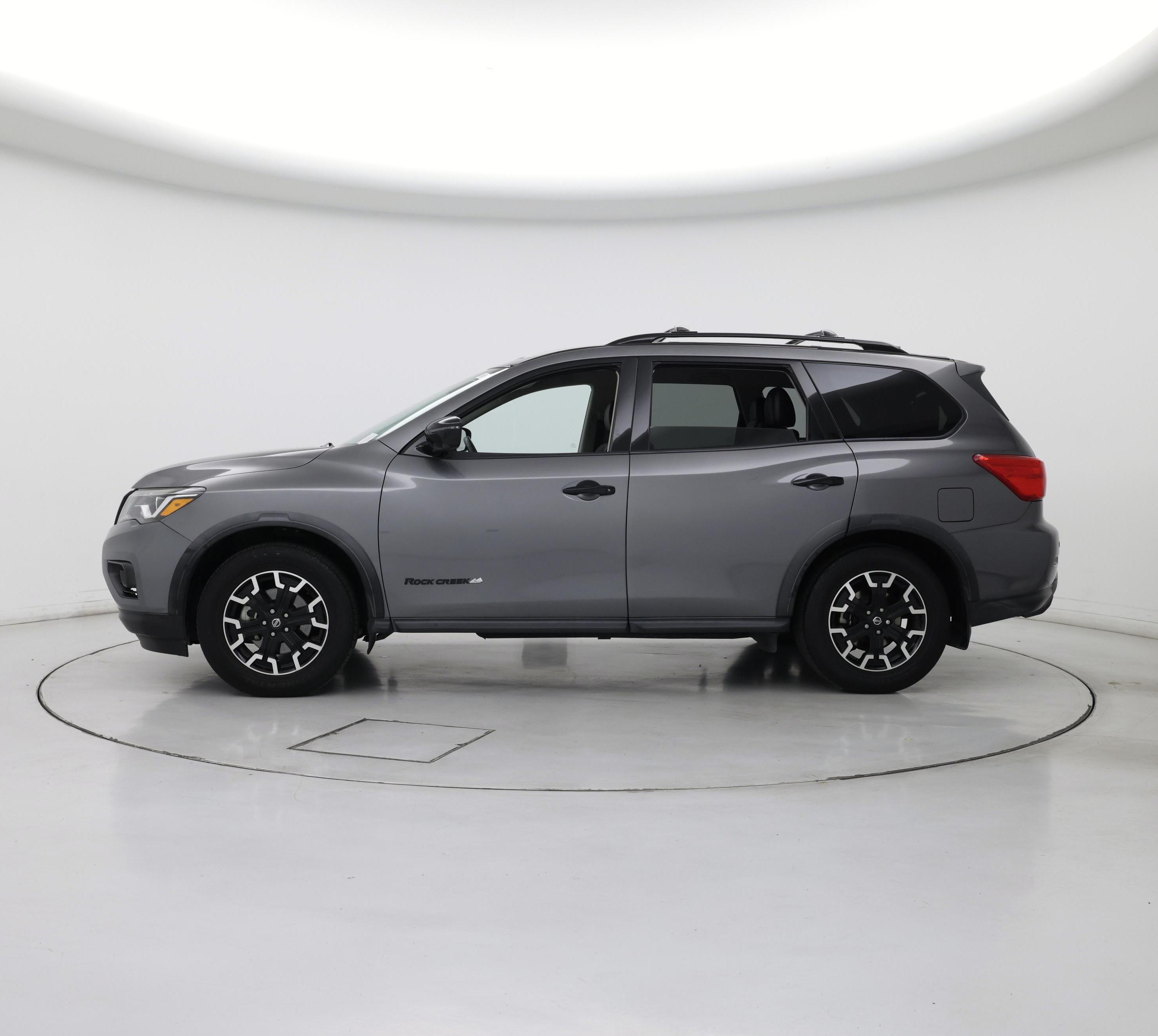 Thumbnail: 2019 Nissan Pathfinder - 3