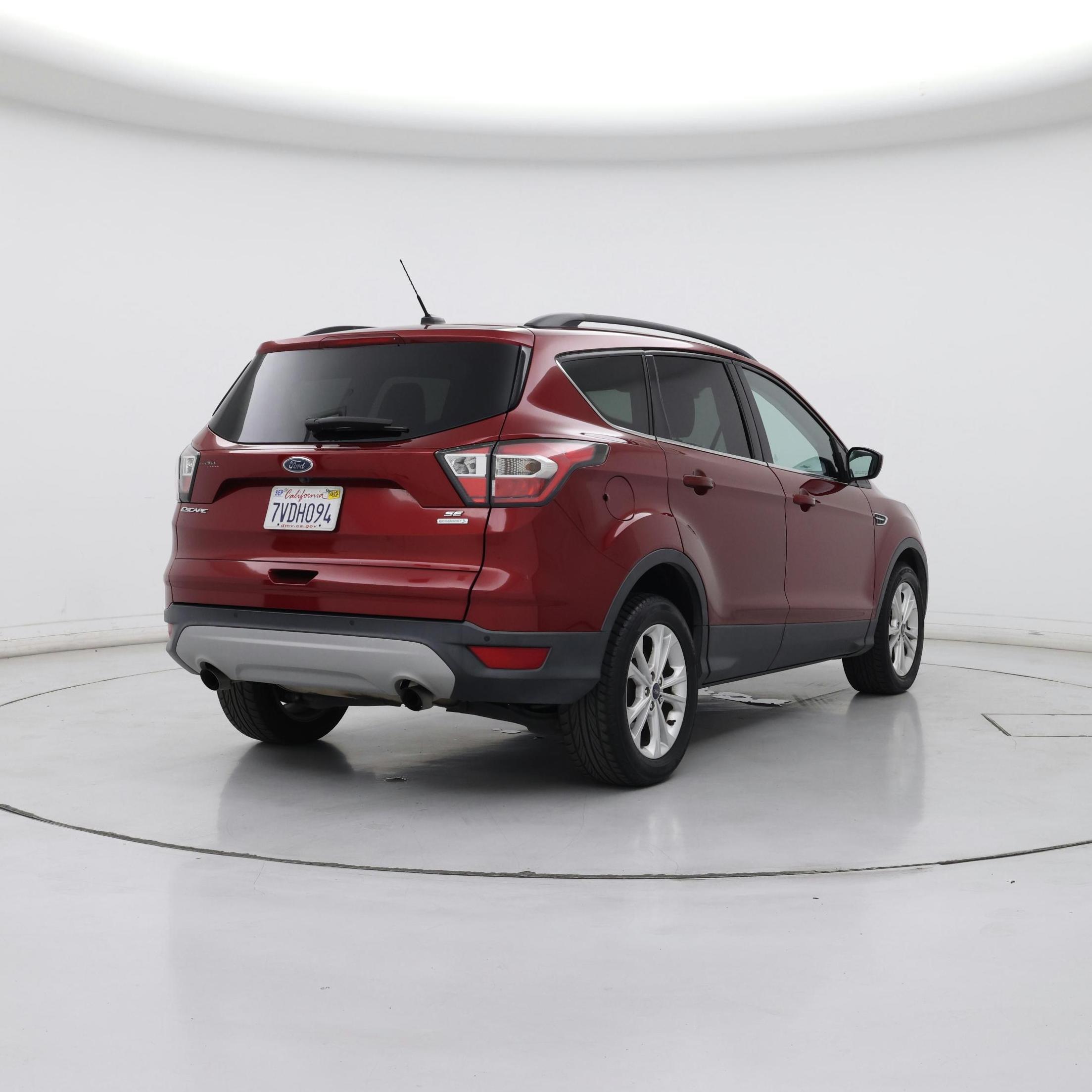 Thumbnail: 2017 Ford Escape - 8