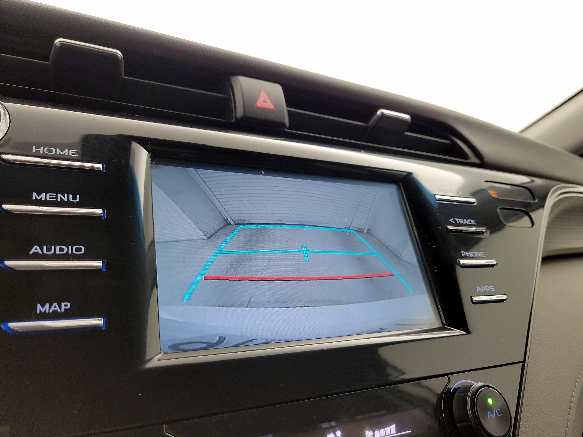 Thumbnail: 2019 Toyota Camry - 14
