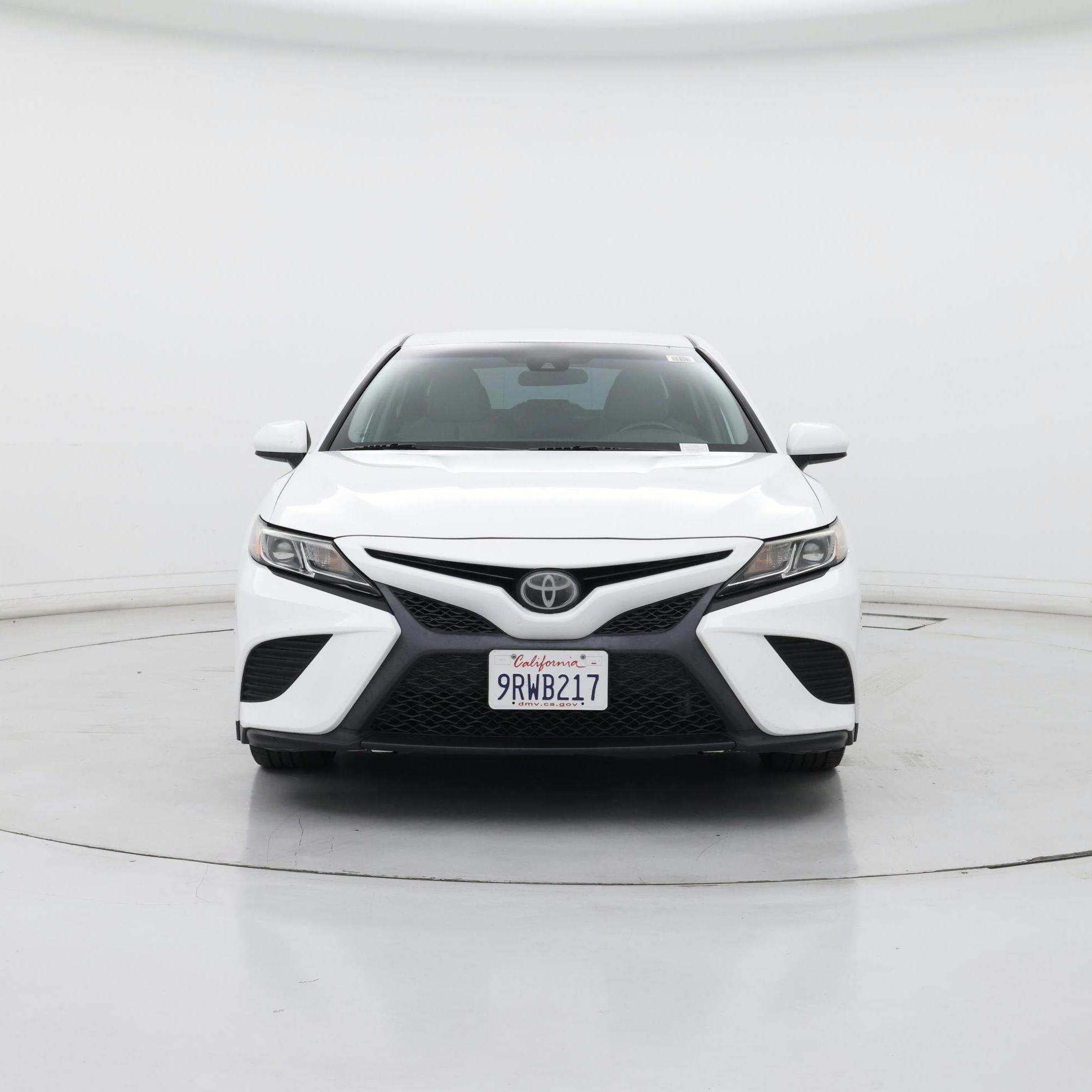 Thumbnail: 2019 Toyota Camry - 5