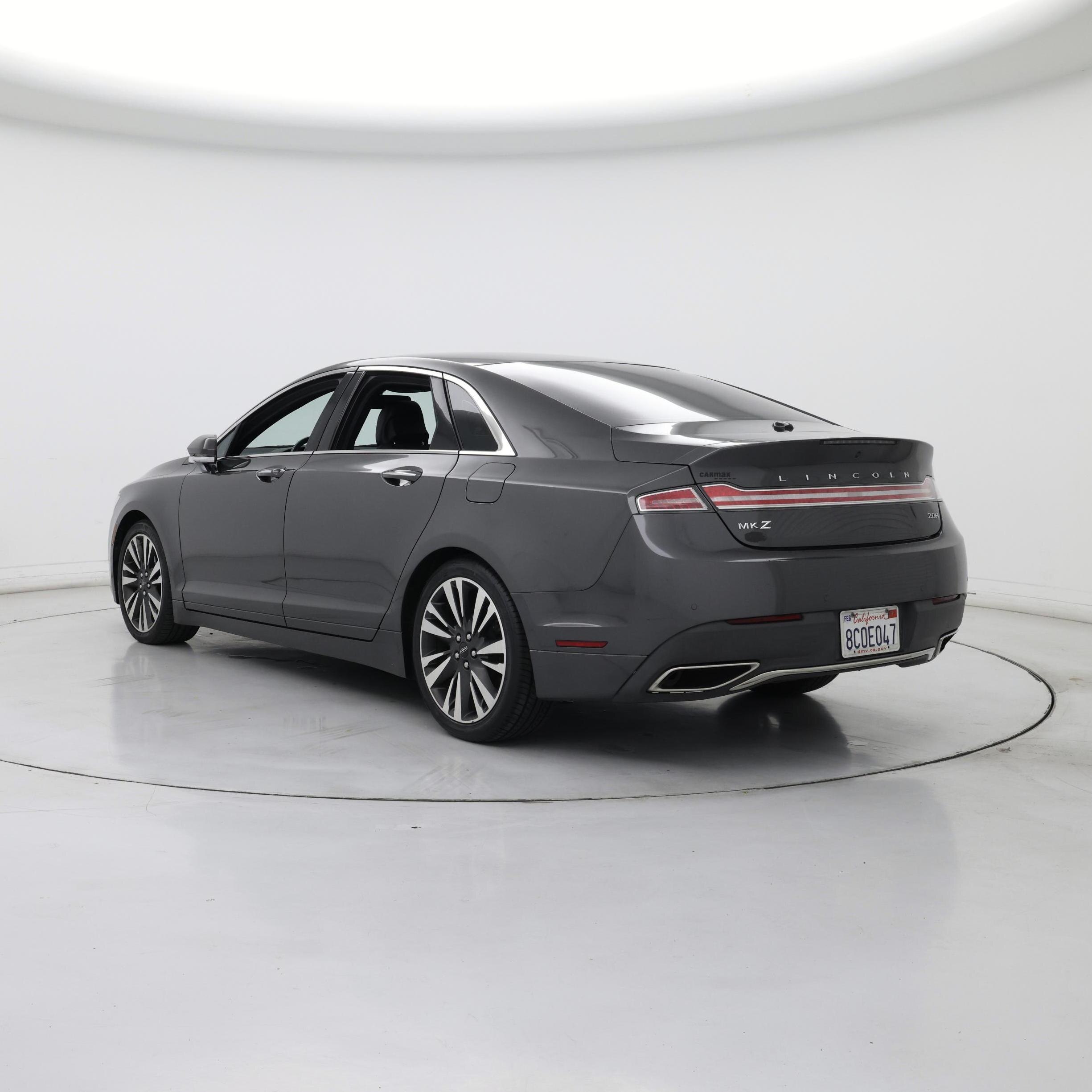 Thumbnail: 2017 Lincoln MKZ - 2