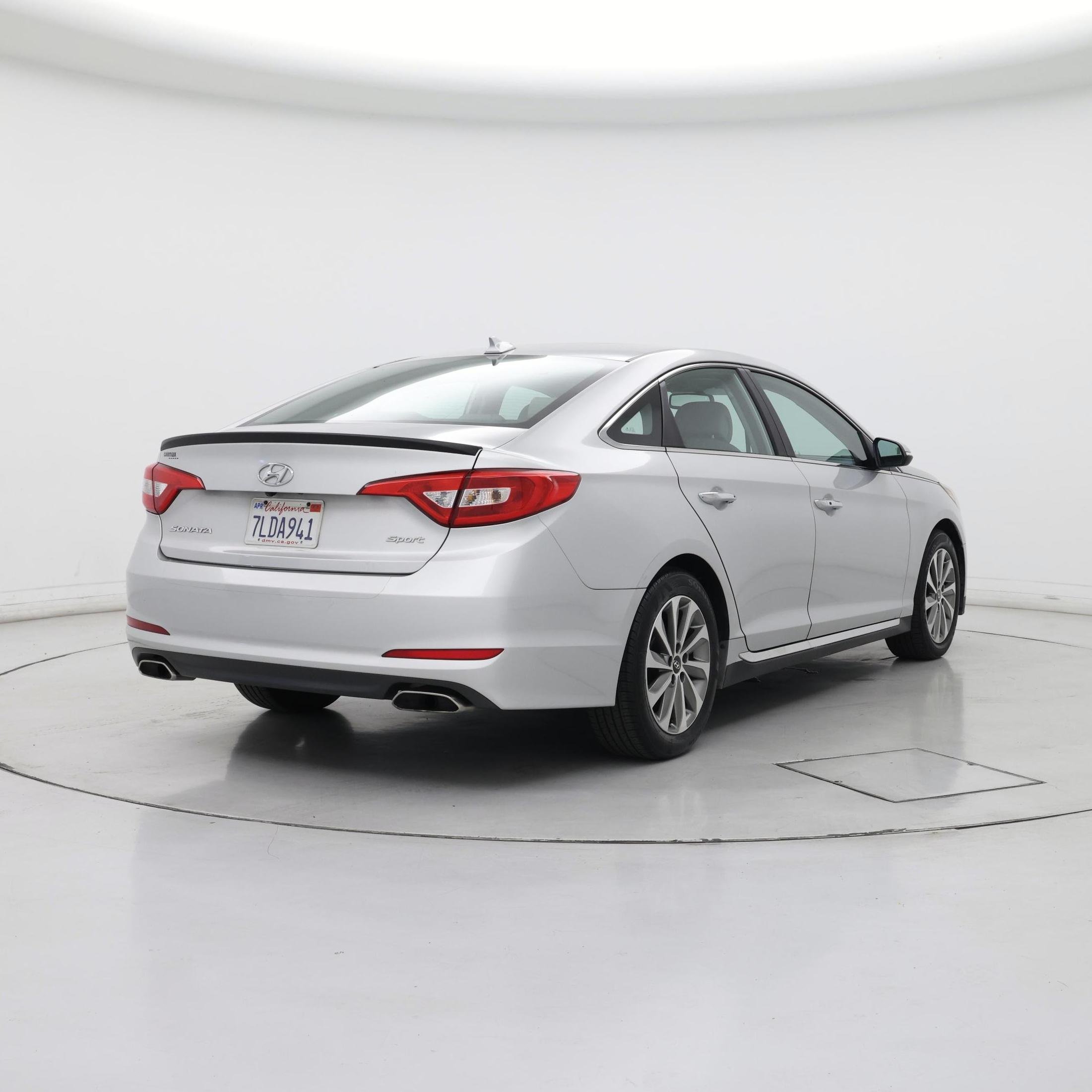 Thumbnail: 2015 Hyundai Sonata - 8