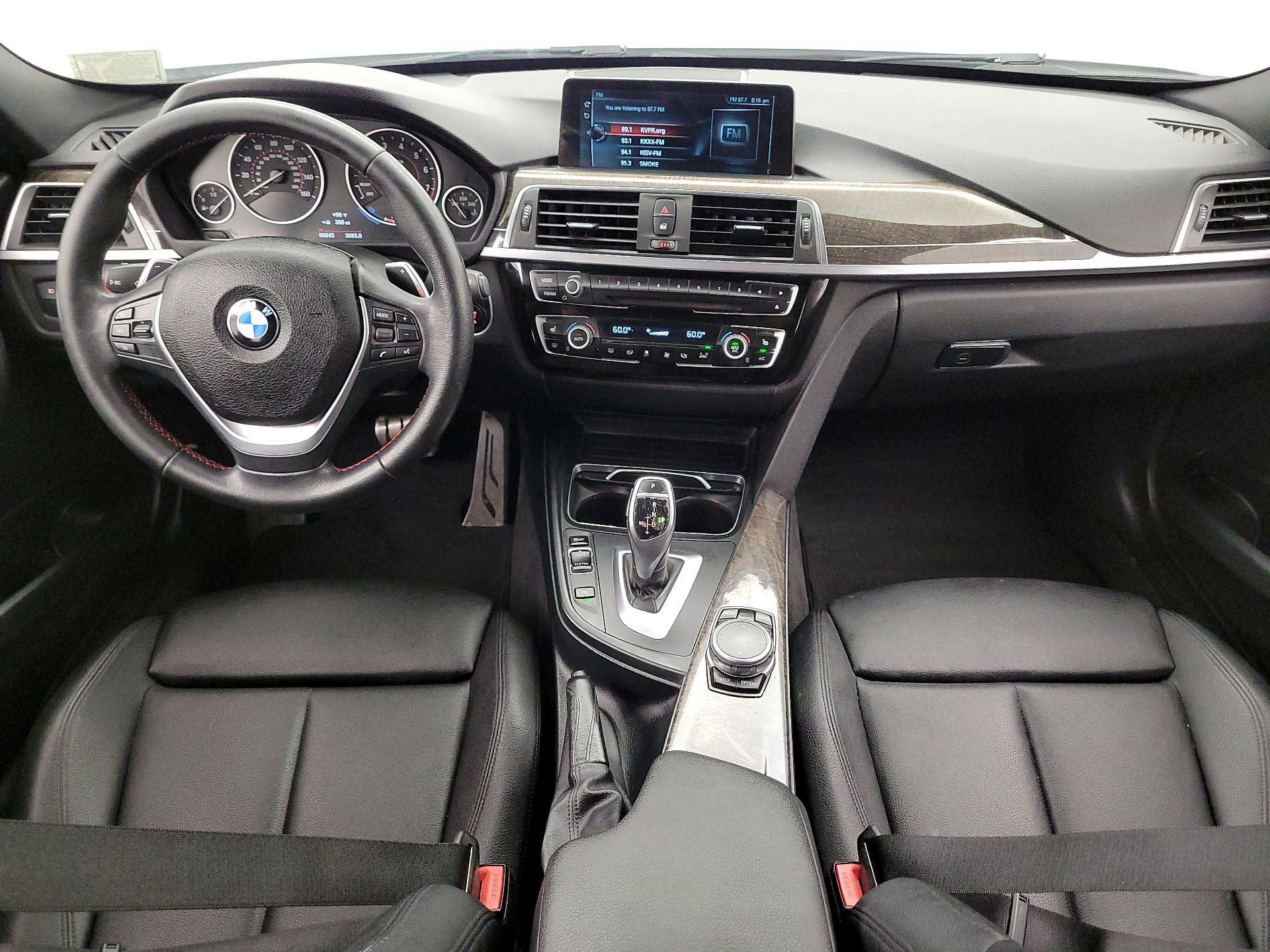 Thumbnail: 2017 BMW 3 Series - 9