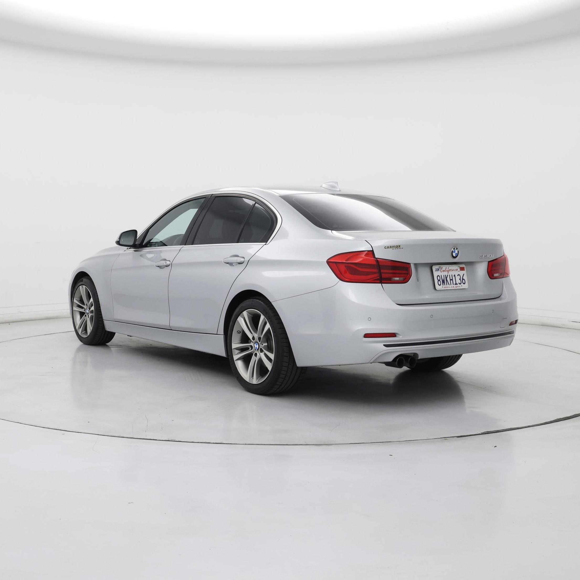 Thumbnail: 2017 BMW 3 Series - 2