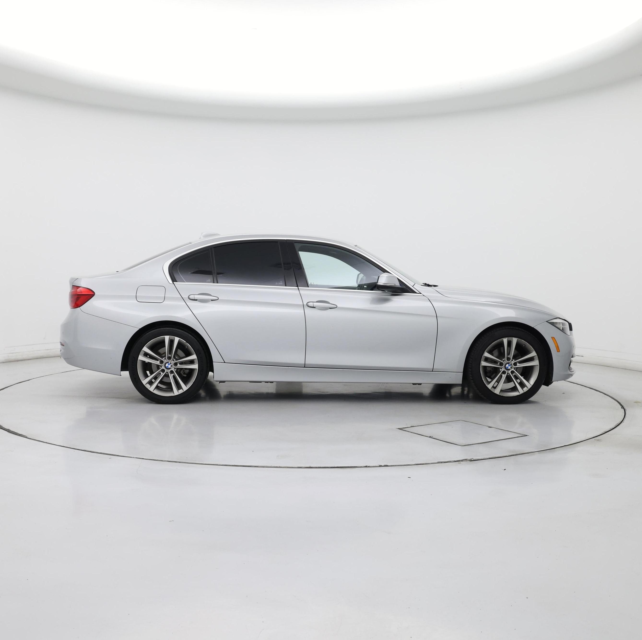Thumbnail: 2017 BMW 3 Series - 7