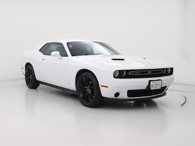 White 2015 Dodge Challenger SXT