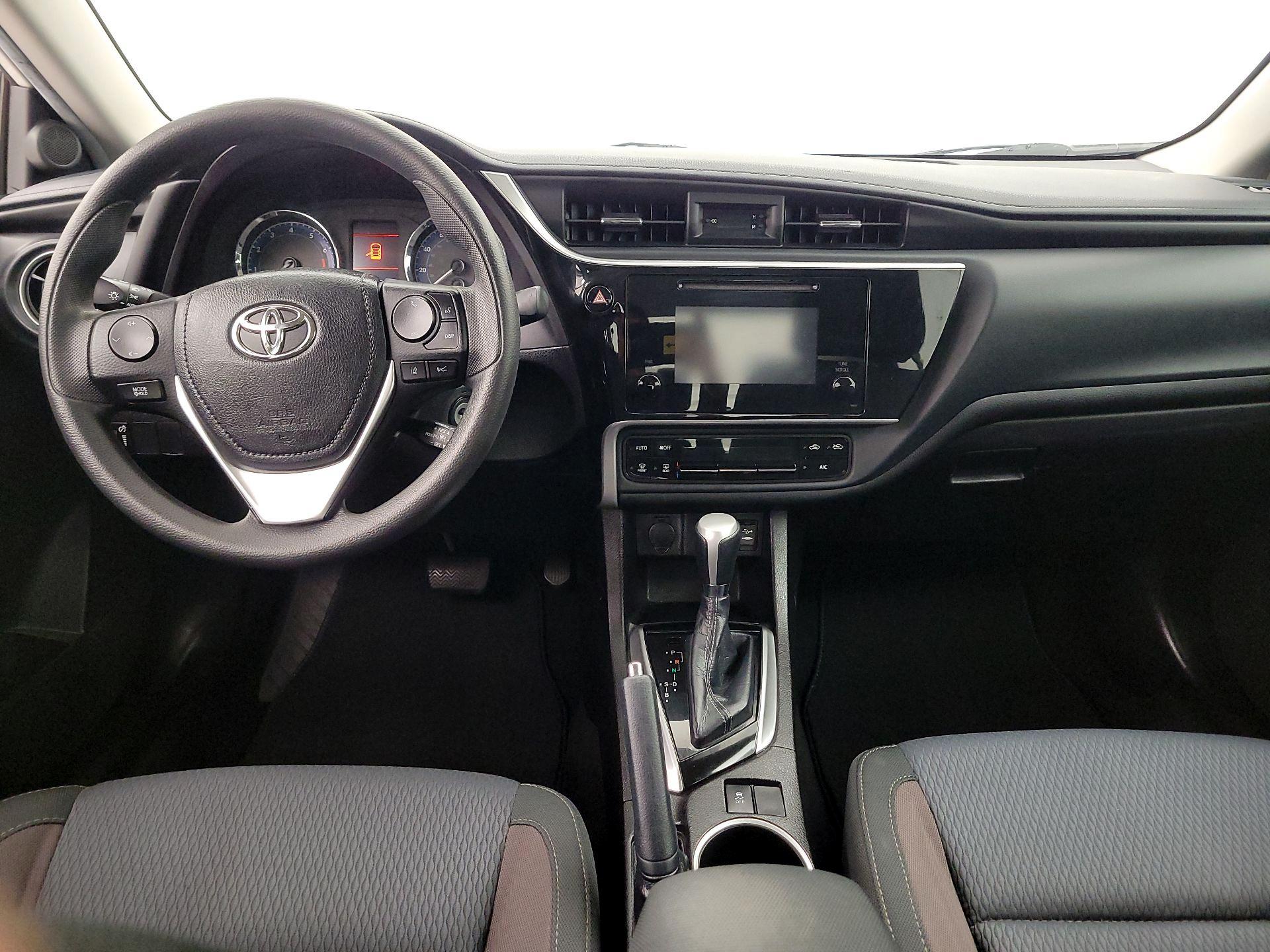 Thumbnail: 2018 Toyota Corolla - 9