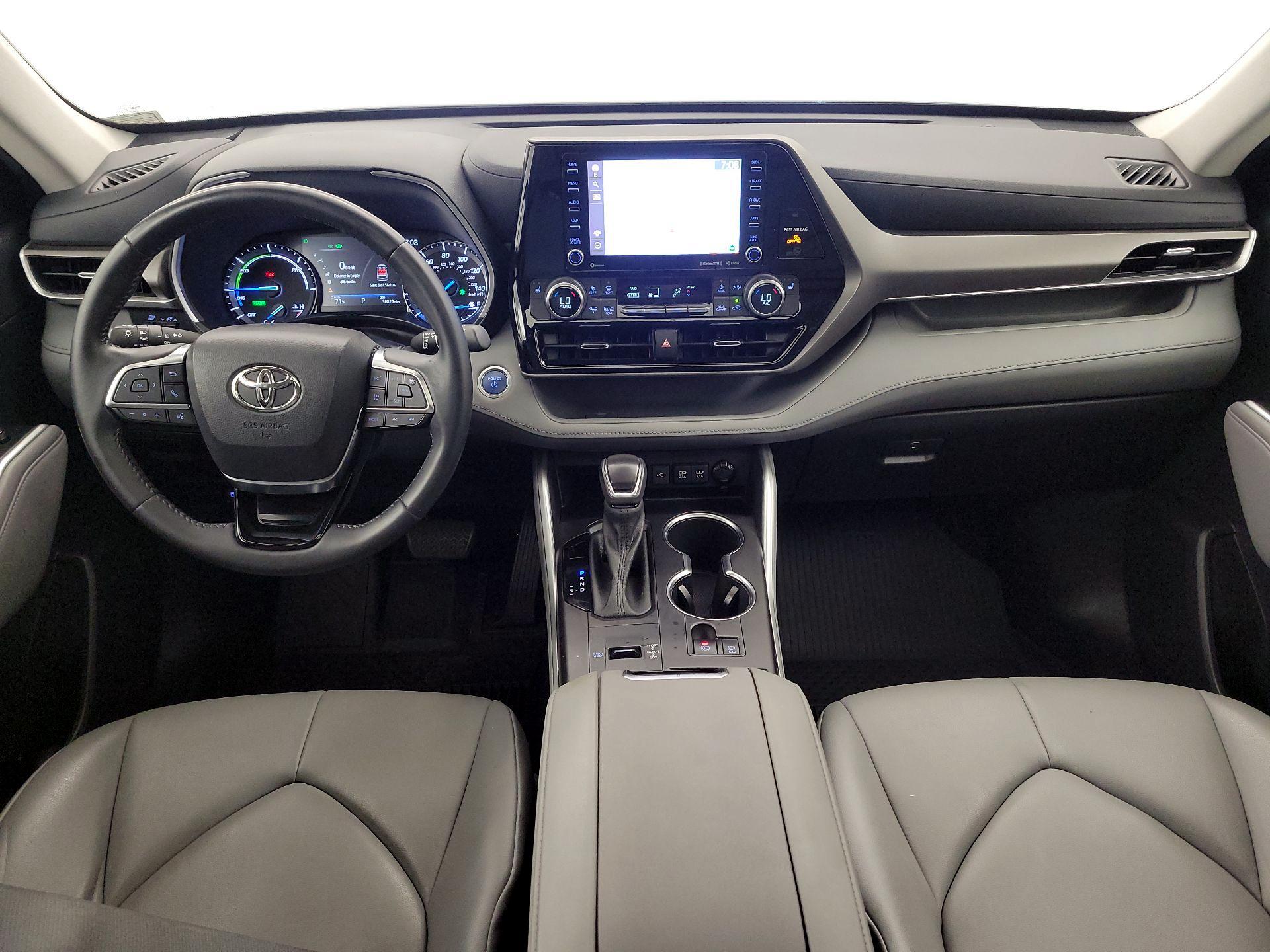 Thumbnail: 2021 Toyota Highlander - 9