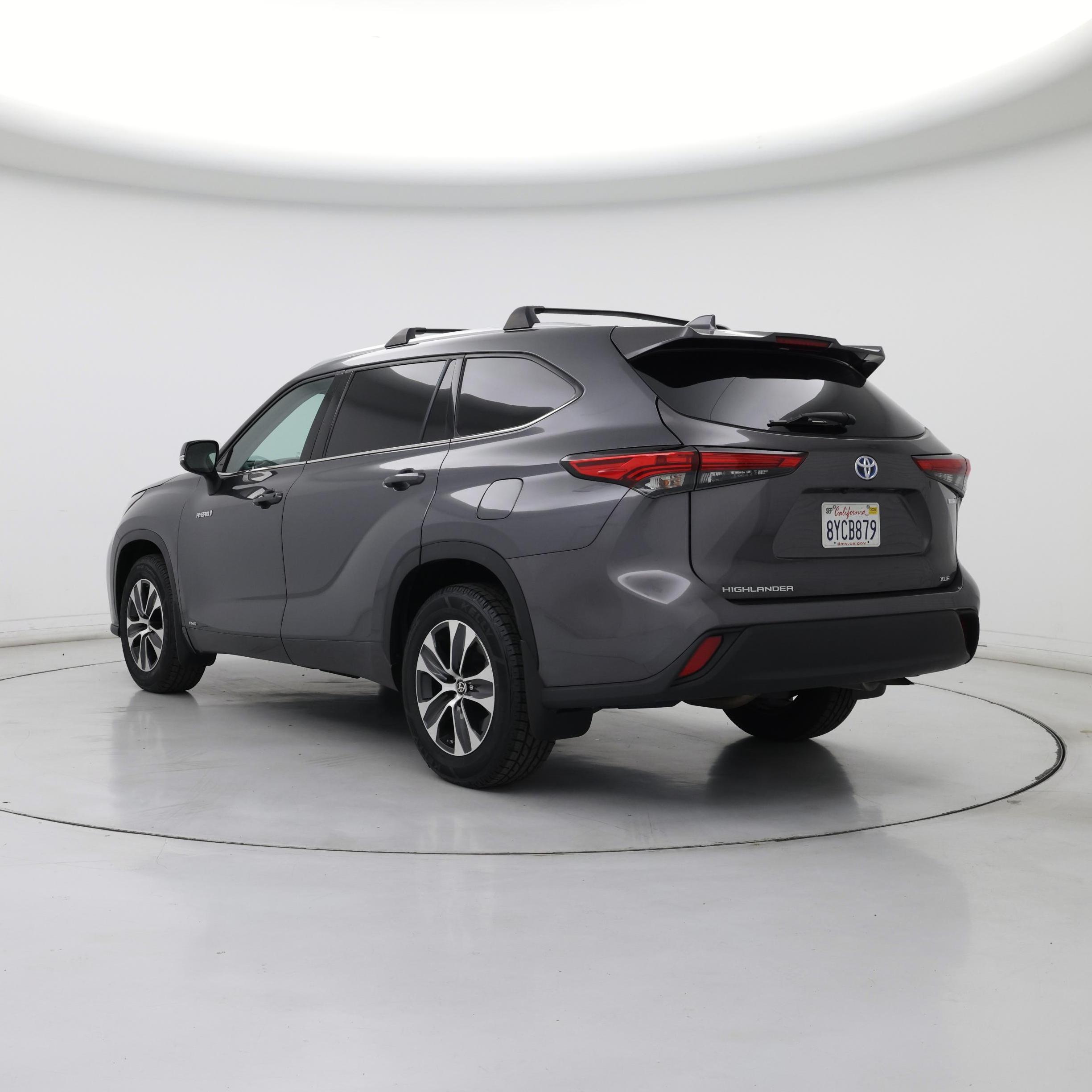 Thumbnail: 2021 Toyota Highlander - 2