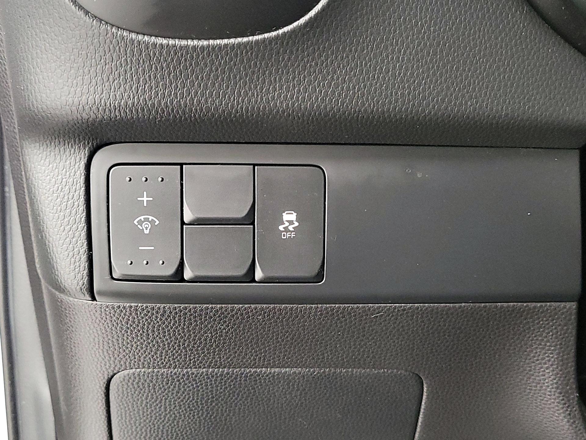 Thumbnail: 2016 Kia Soul - 13
