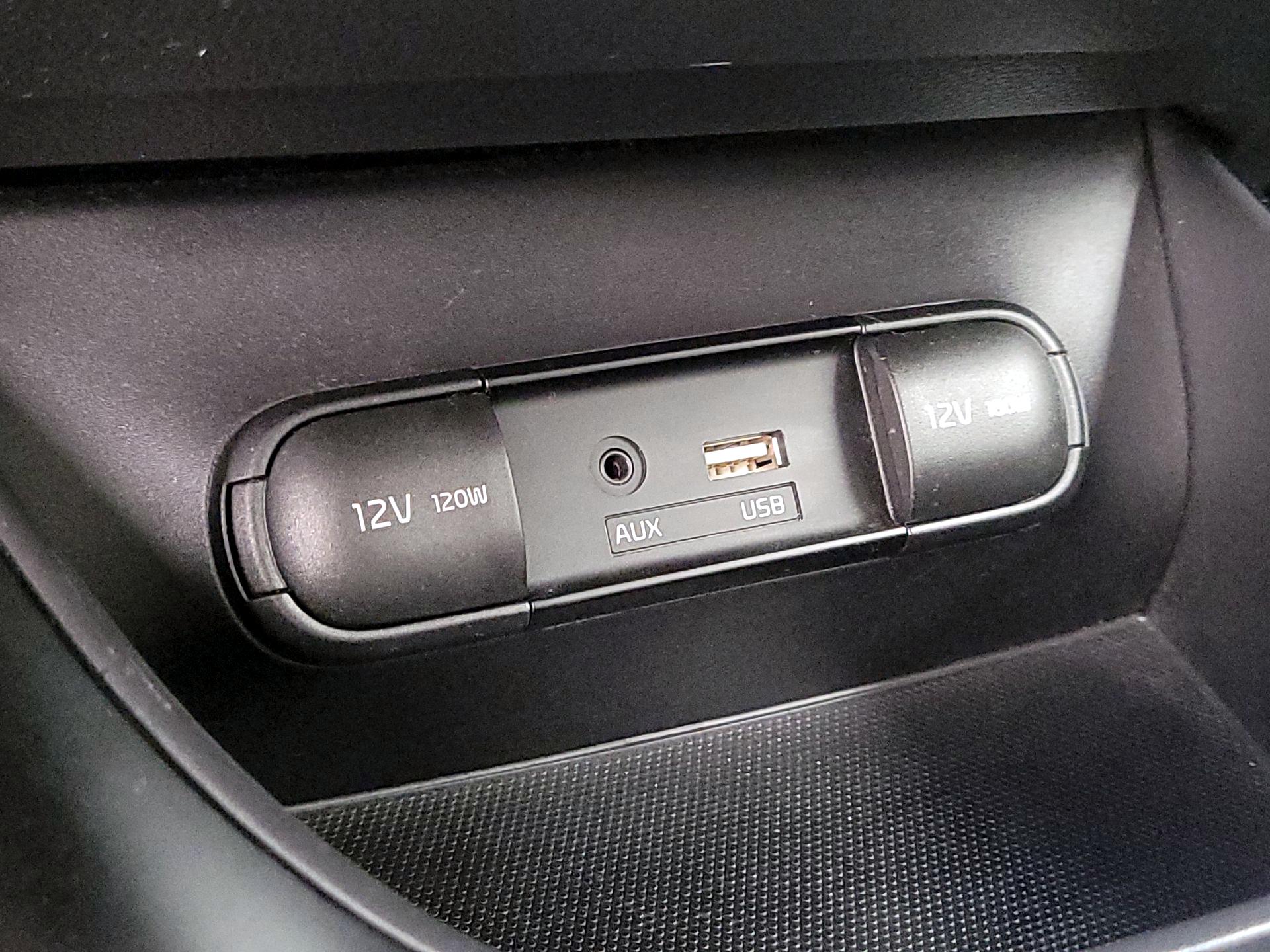 Thumbnail: 2016 Kia Soul - 17