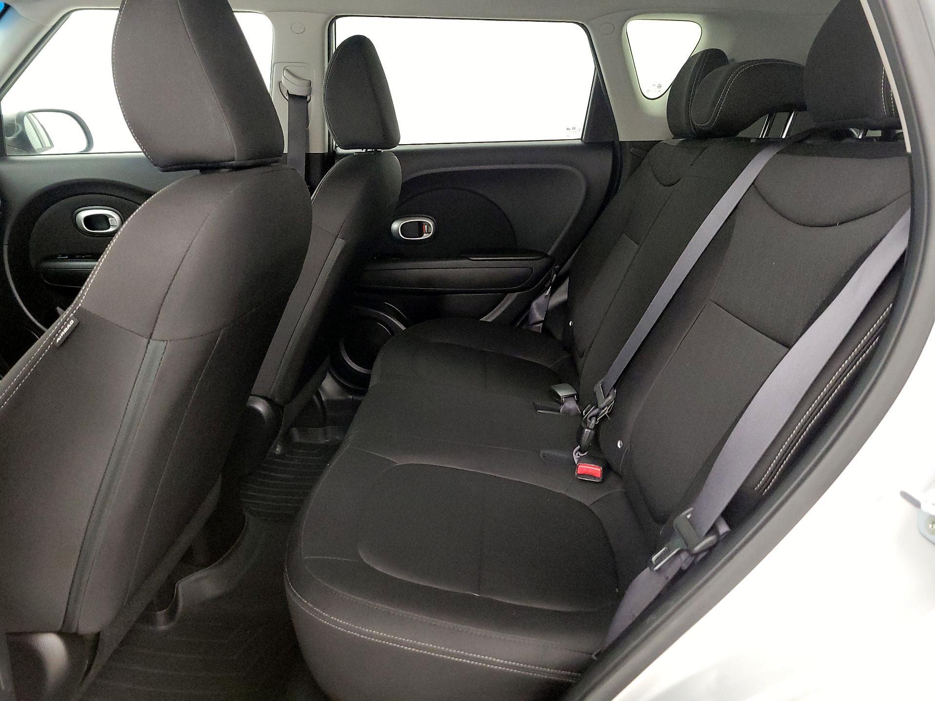 Thumbnail: 2016 Kia Soul - 18