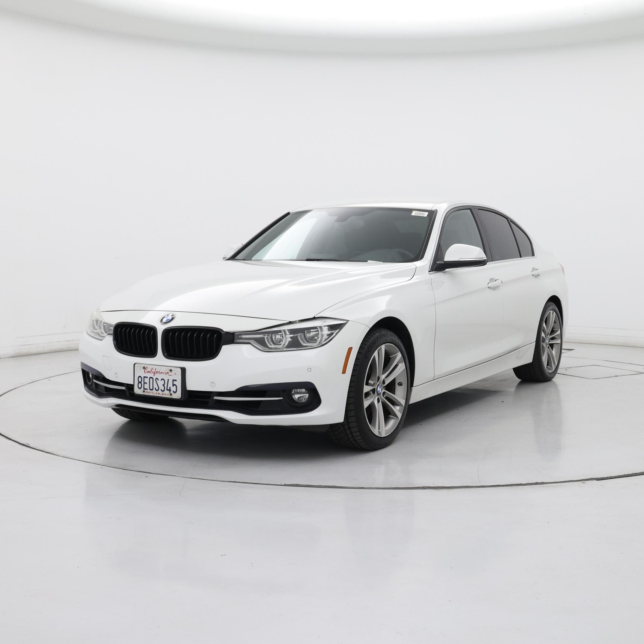 Thumbnail: 2018 BMW 3 Series - 4