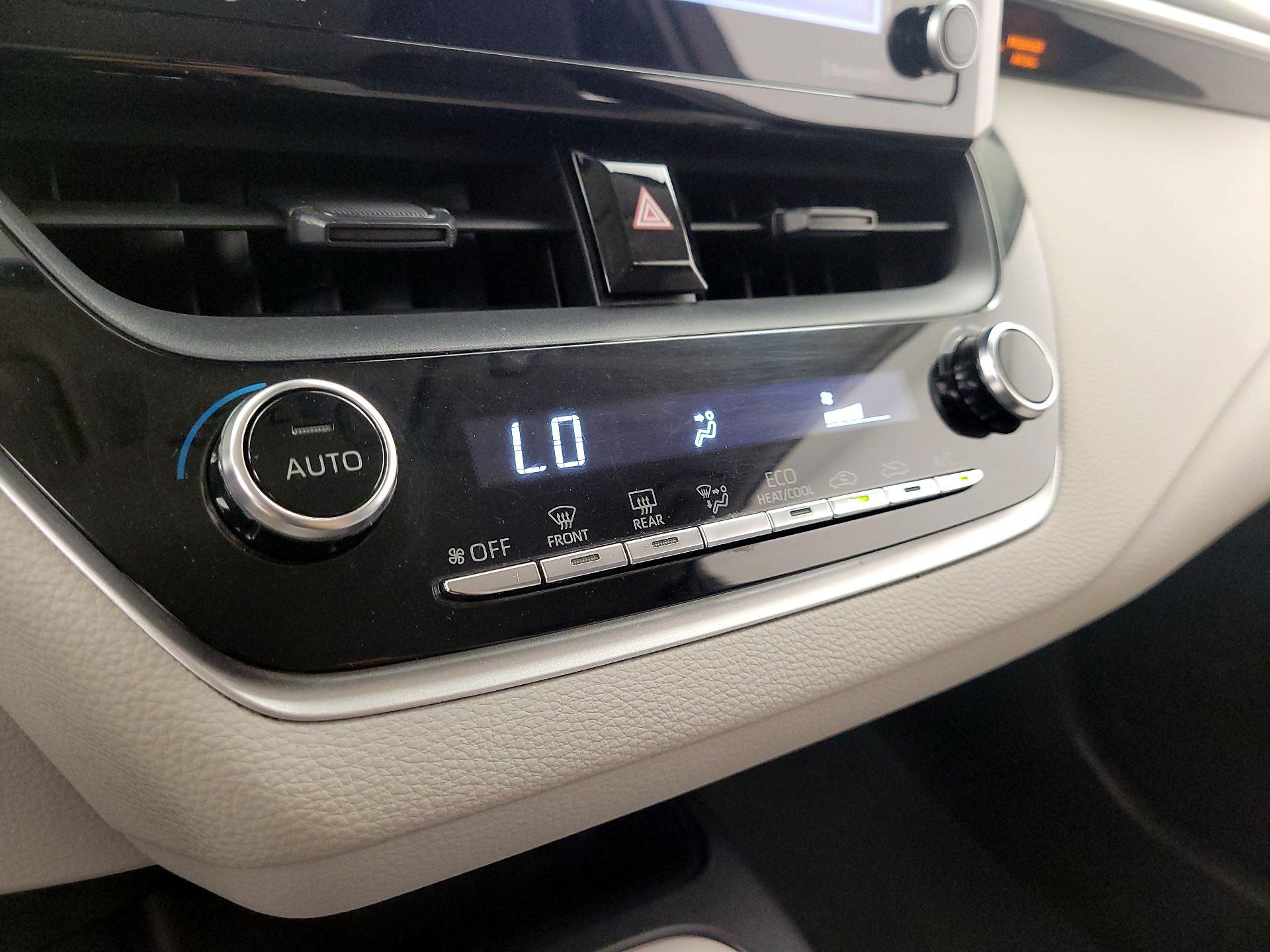 Thumbnail: 2022 Toyota Corolla - 16