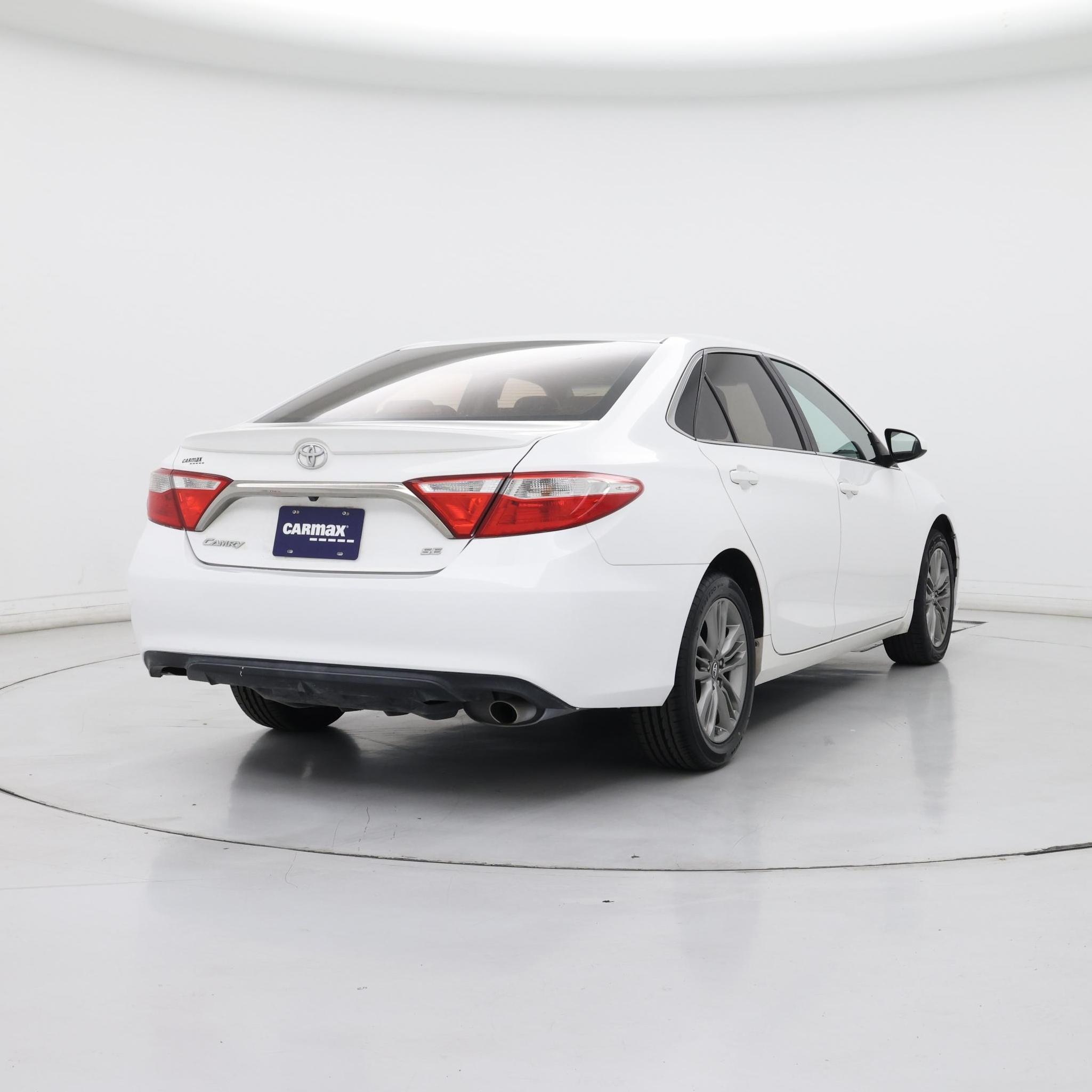 Thumbnail: 2017 Toyota Camry - 8