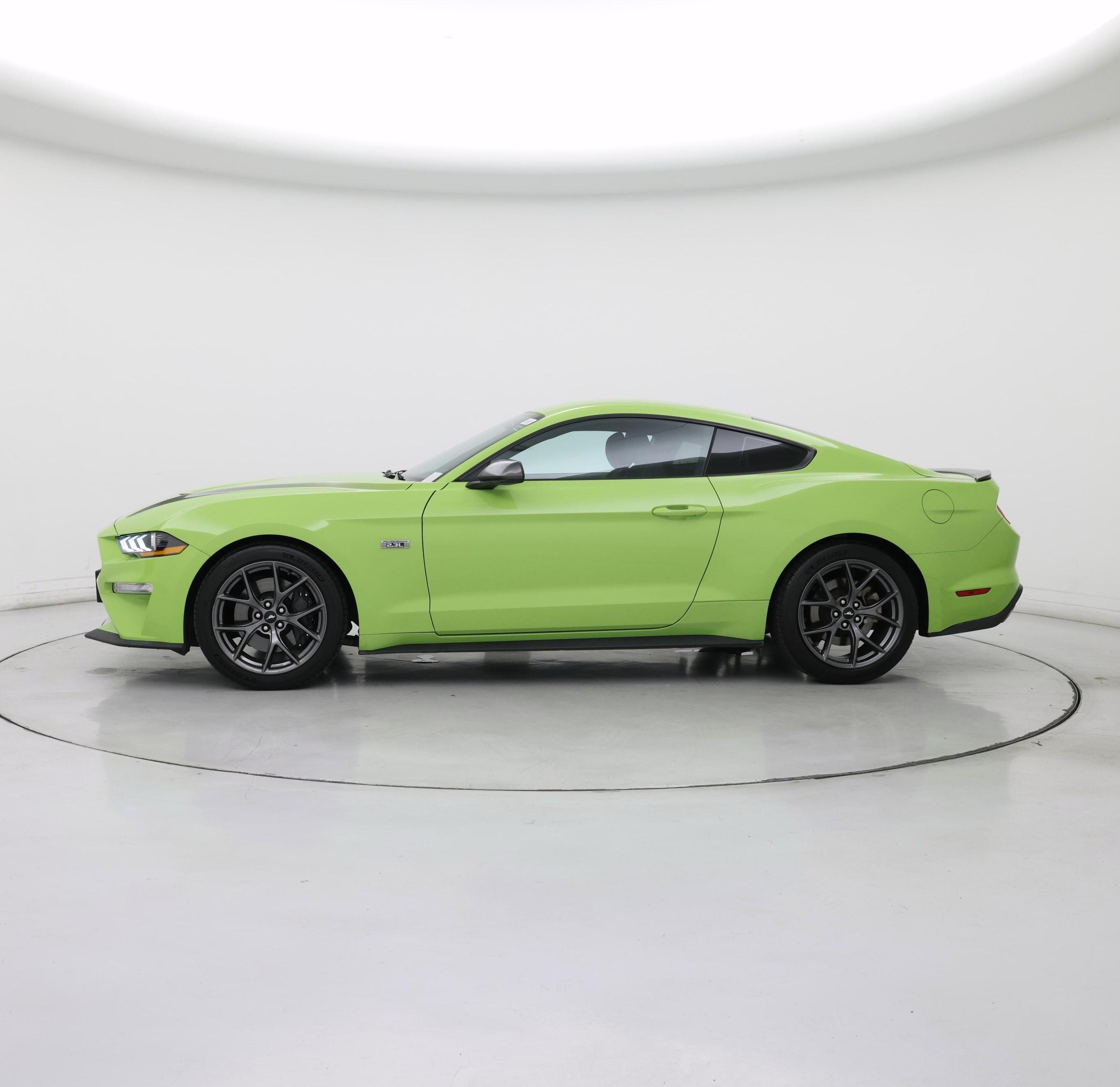 Thumbnail: 2020 Ford Mustang - 3