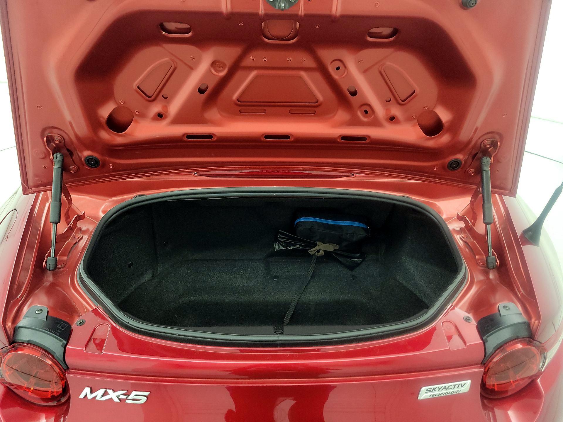 Thumbnail: 2019 Mazda MX-5 Miata - 19