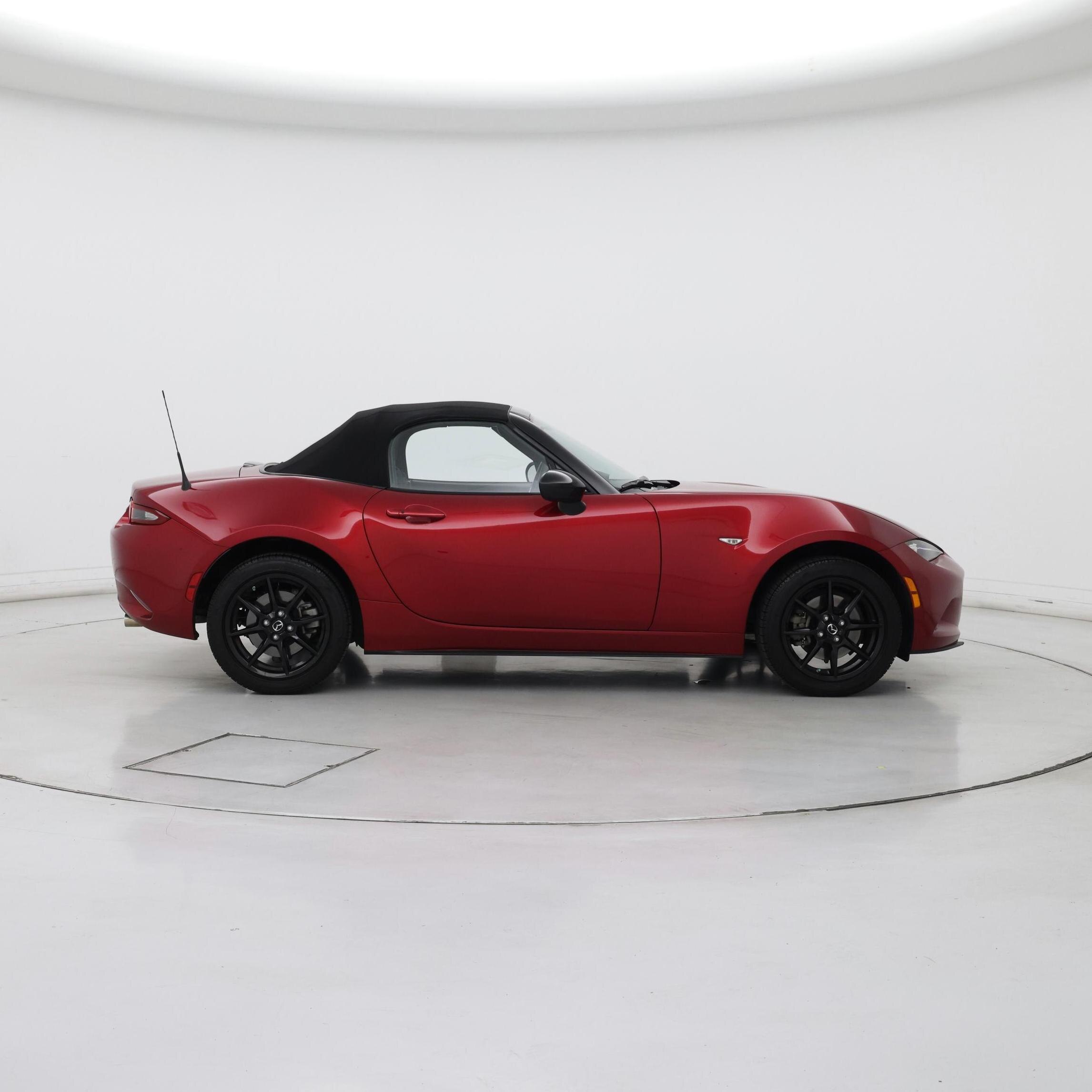 Thumbnail: 2019 Mazda MX-5 Miata - 7