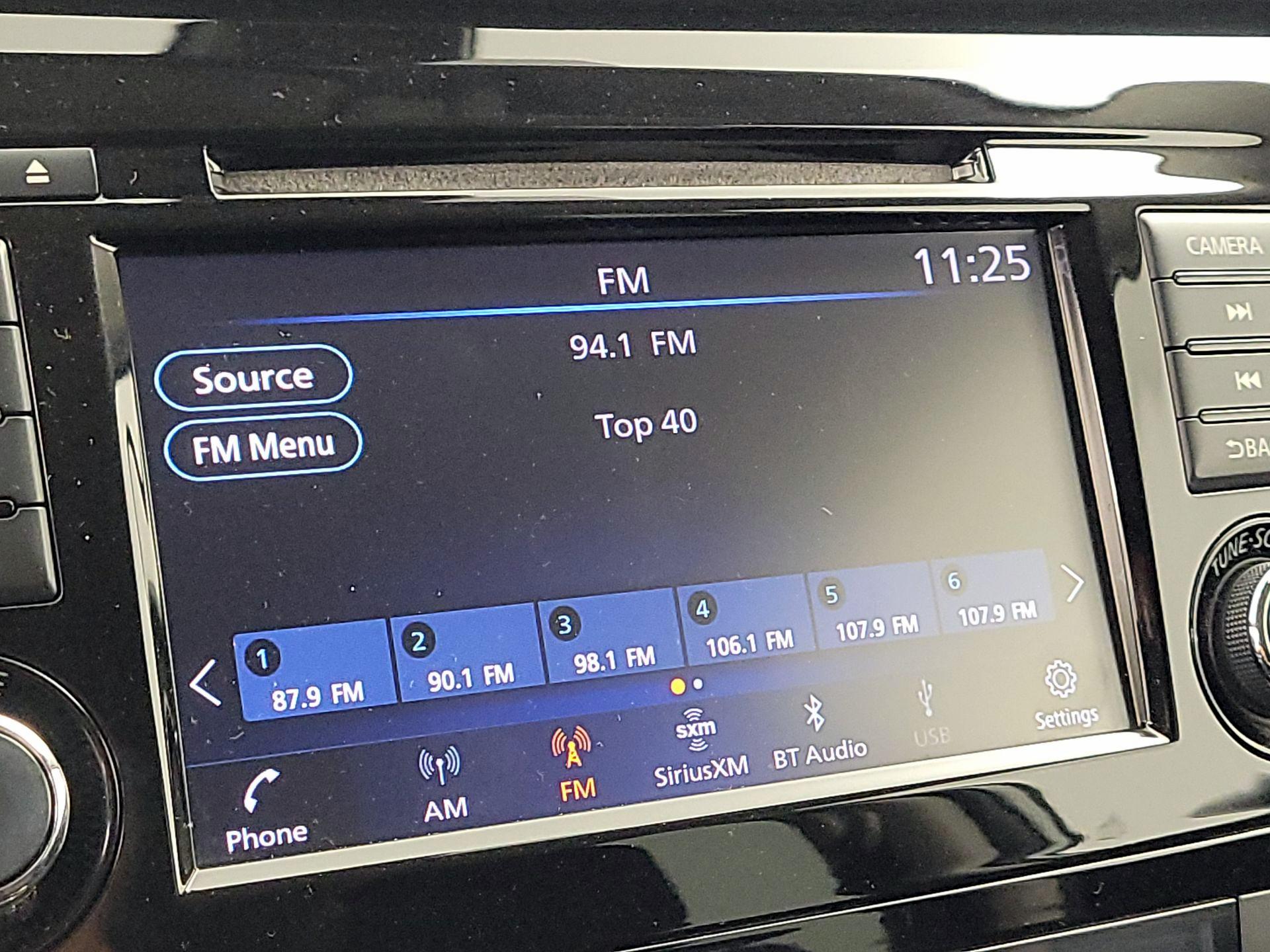 Thumbnail: 2019 Nissan Rogue - 15