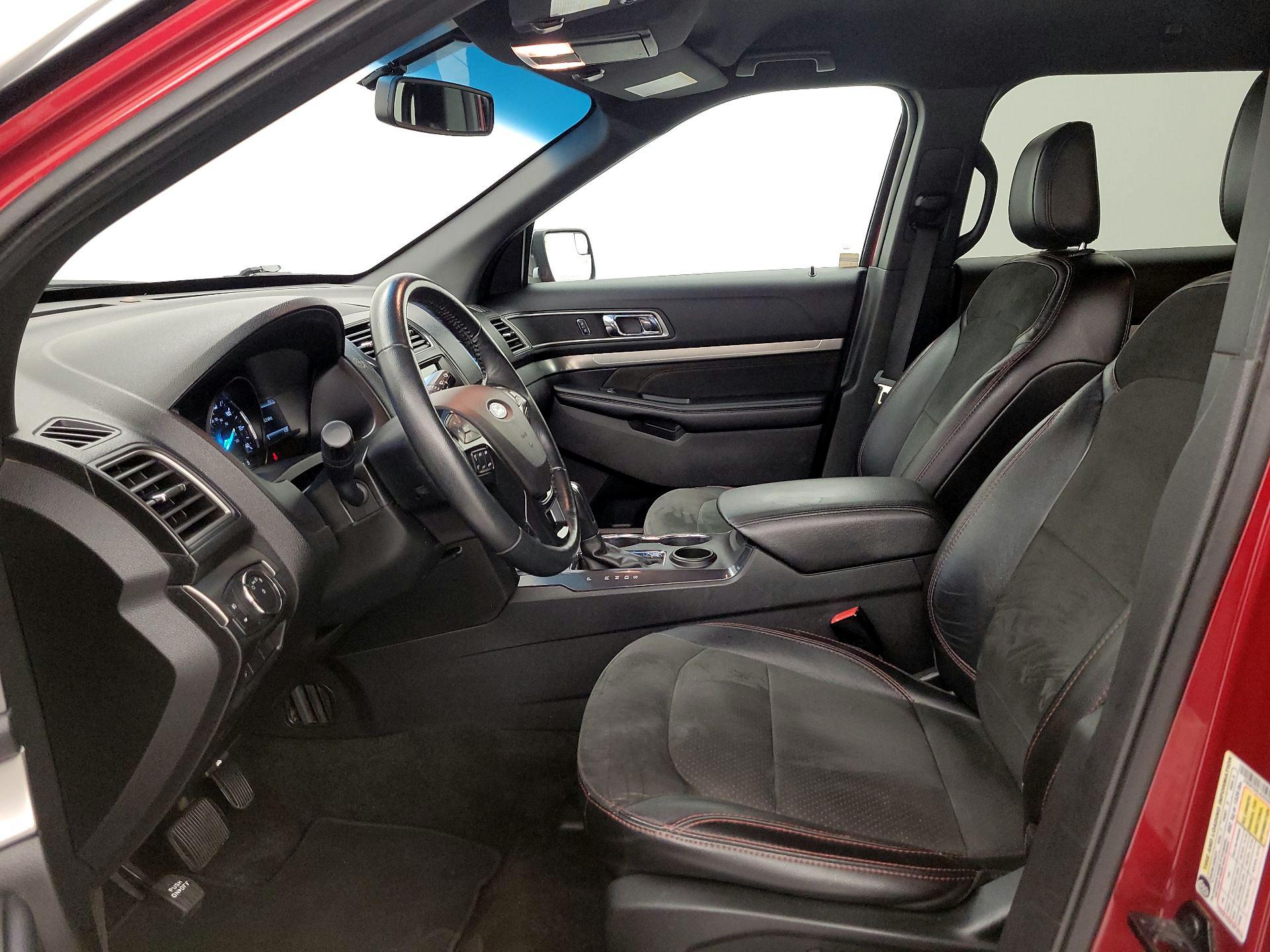 Thumbnail: 2018 Ford Explorer - 11