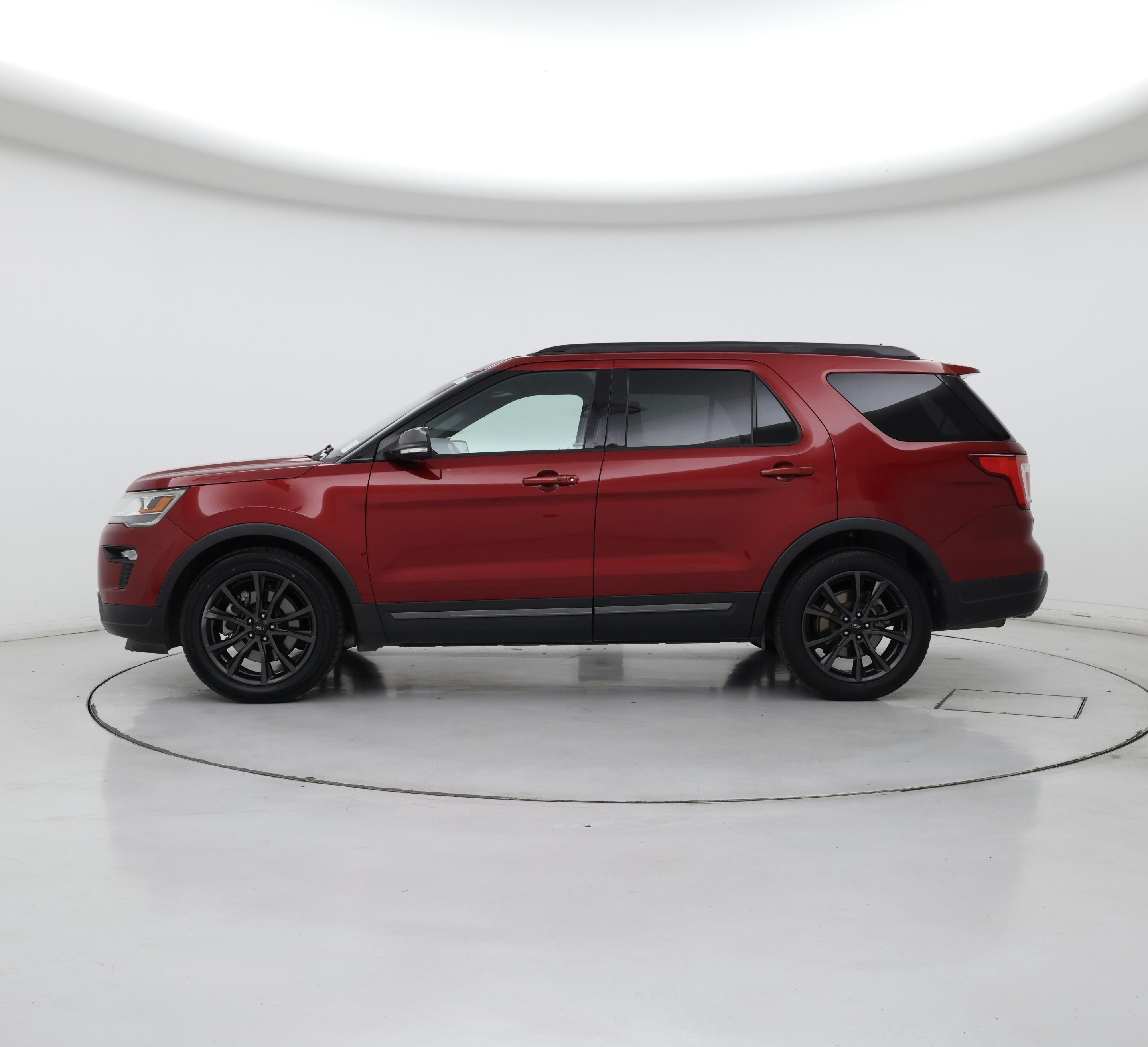 Thumbnail: 2018 Ford Explorer - 3