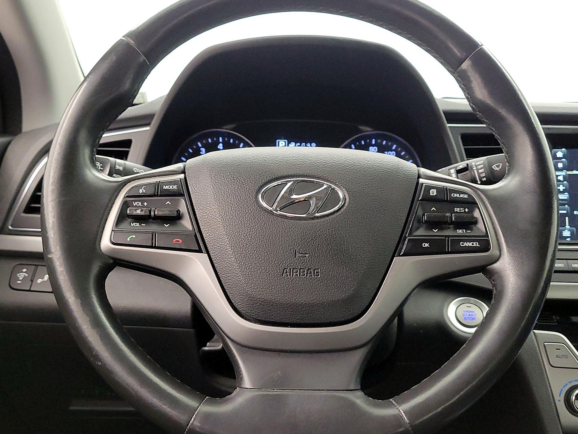 Thumbnail: 2017 Hyundai Elantra - 10