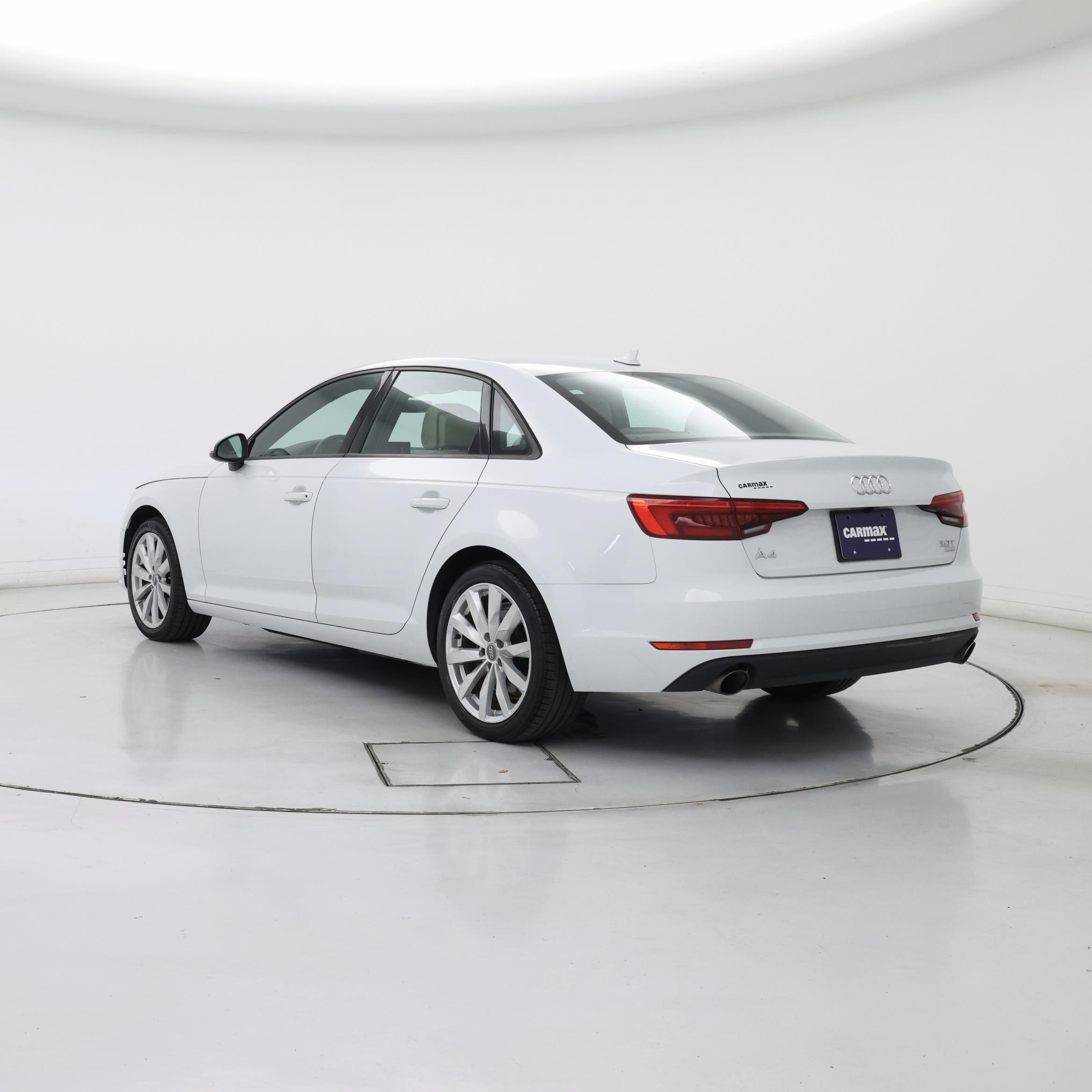 Thumbnail: 2017 Audi A4 - 2