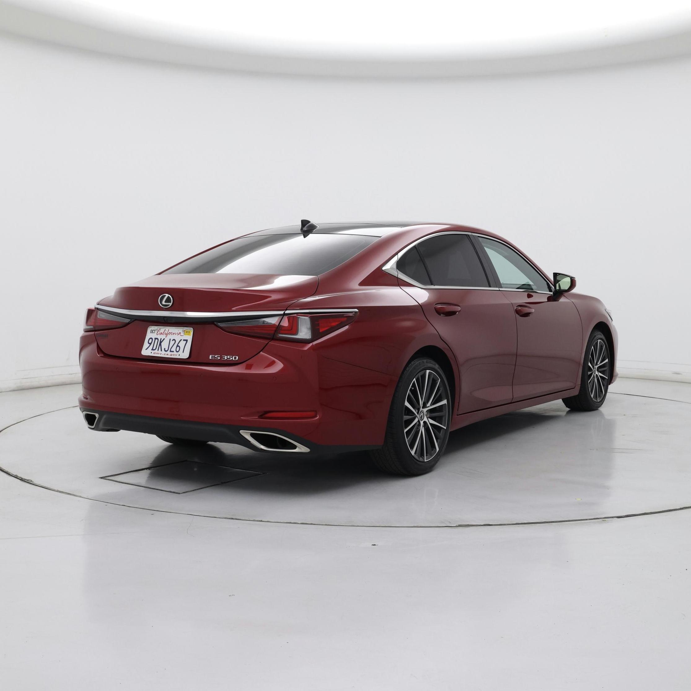 Thumbnail: 2023 Lexus ES - 8