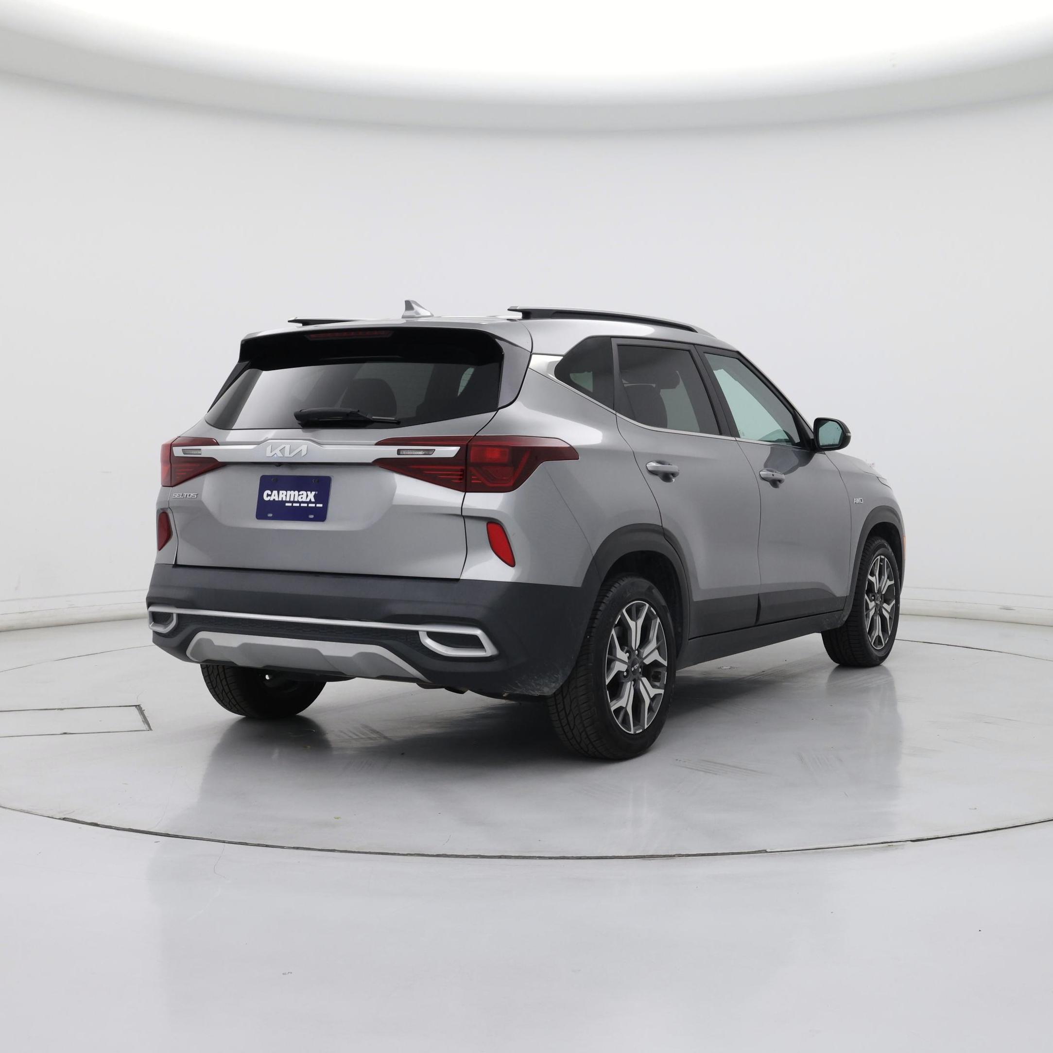 Thumbnail: 2022 Kia Seltos - 8