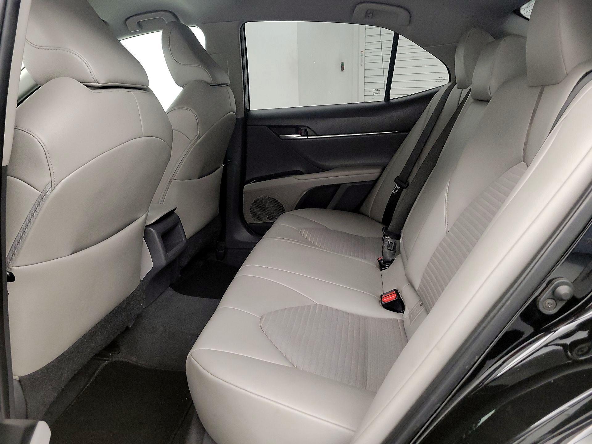 Thumbnail: 2019 Toyota Camry - 19