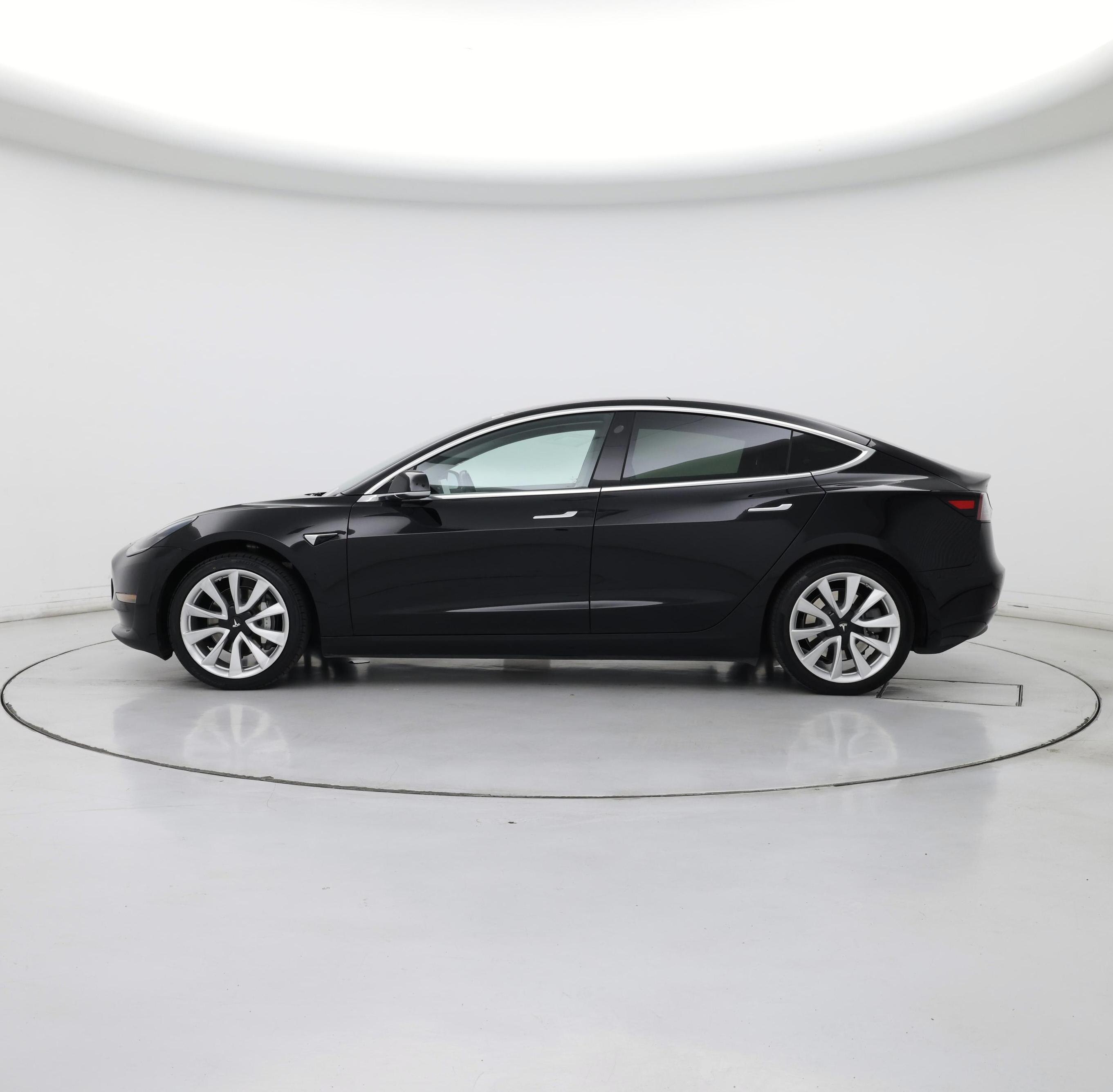 Thumbnail: 2018 Tesla Model 3 - 3
