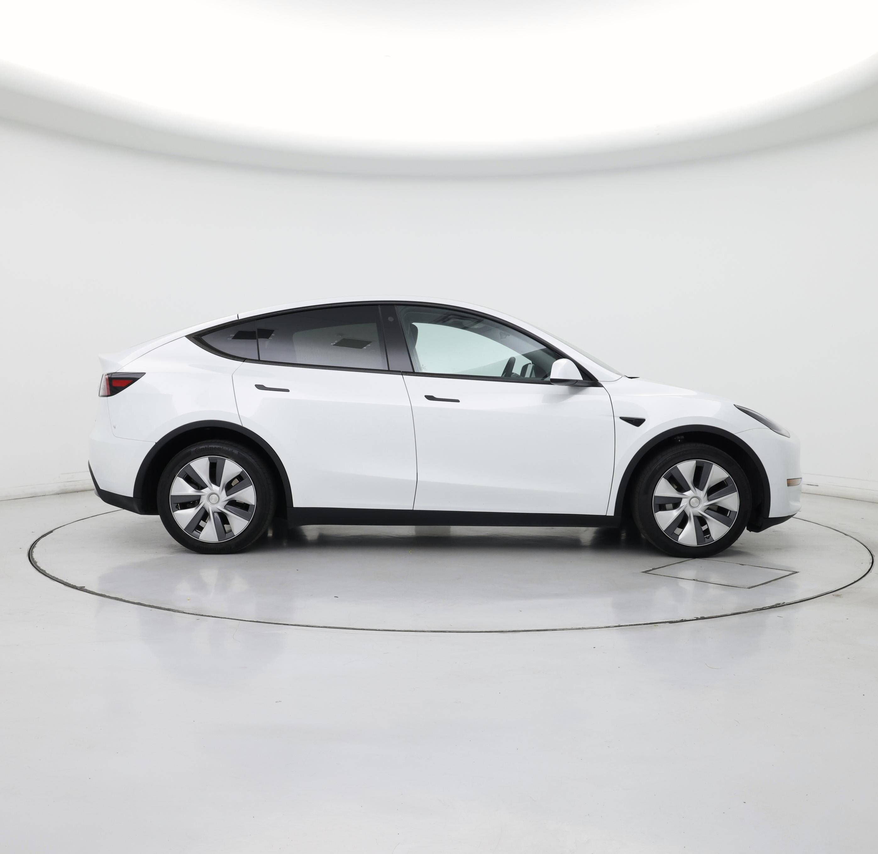 Thumbnail: 2023 Tesla Model Y - 7
