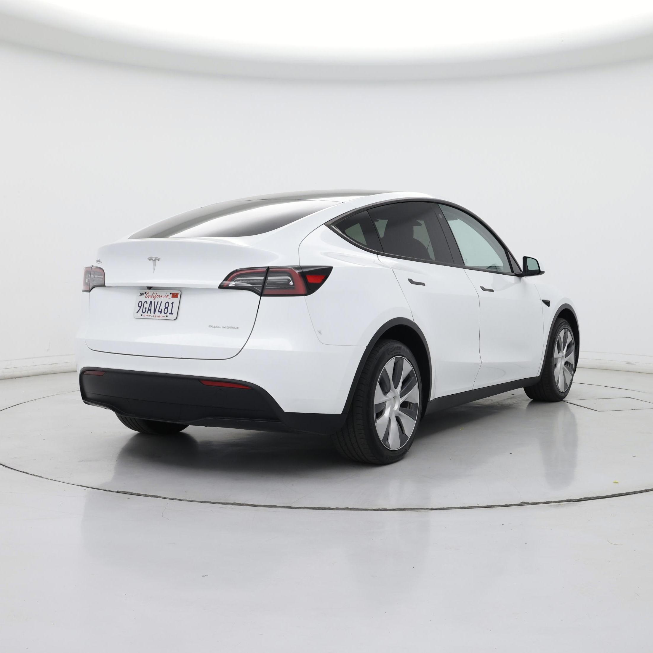 Thumbnail: 2023 Tesla Model Y - 8