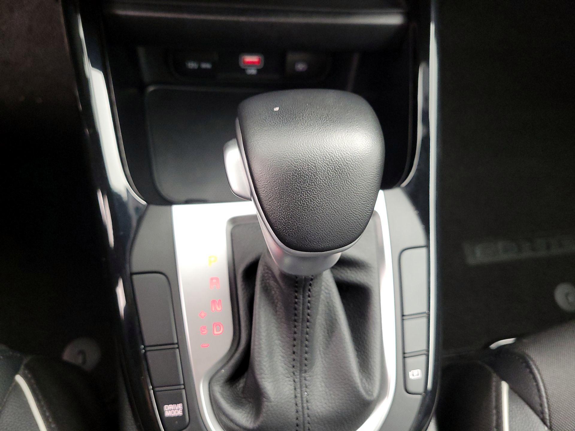 Thumbnail: 2024 Kia Forte - 18