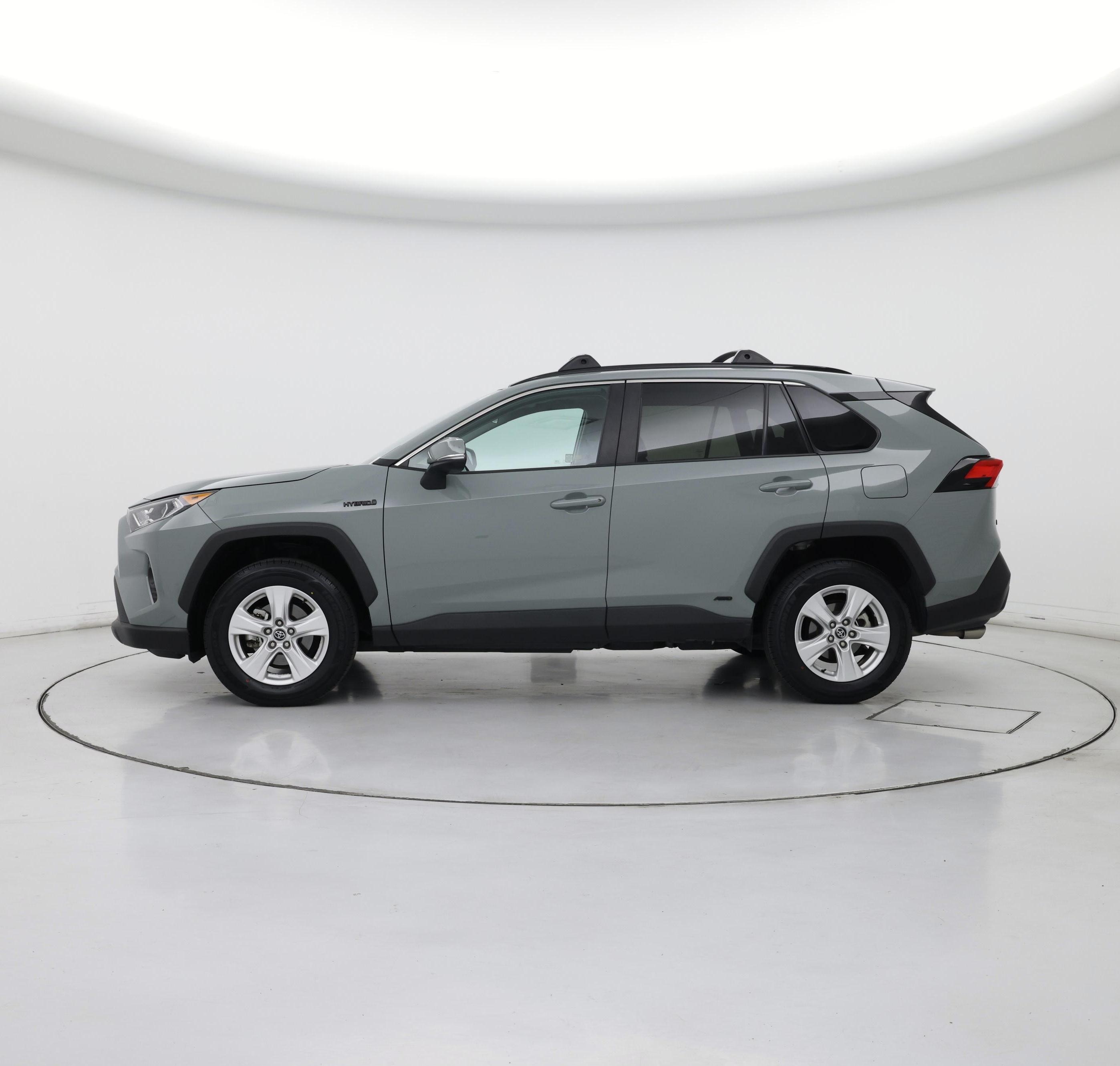 Thumbnail: 2020 Toyota RAV4 - 3