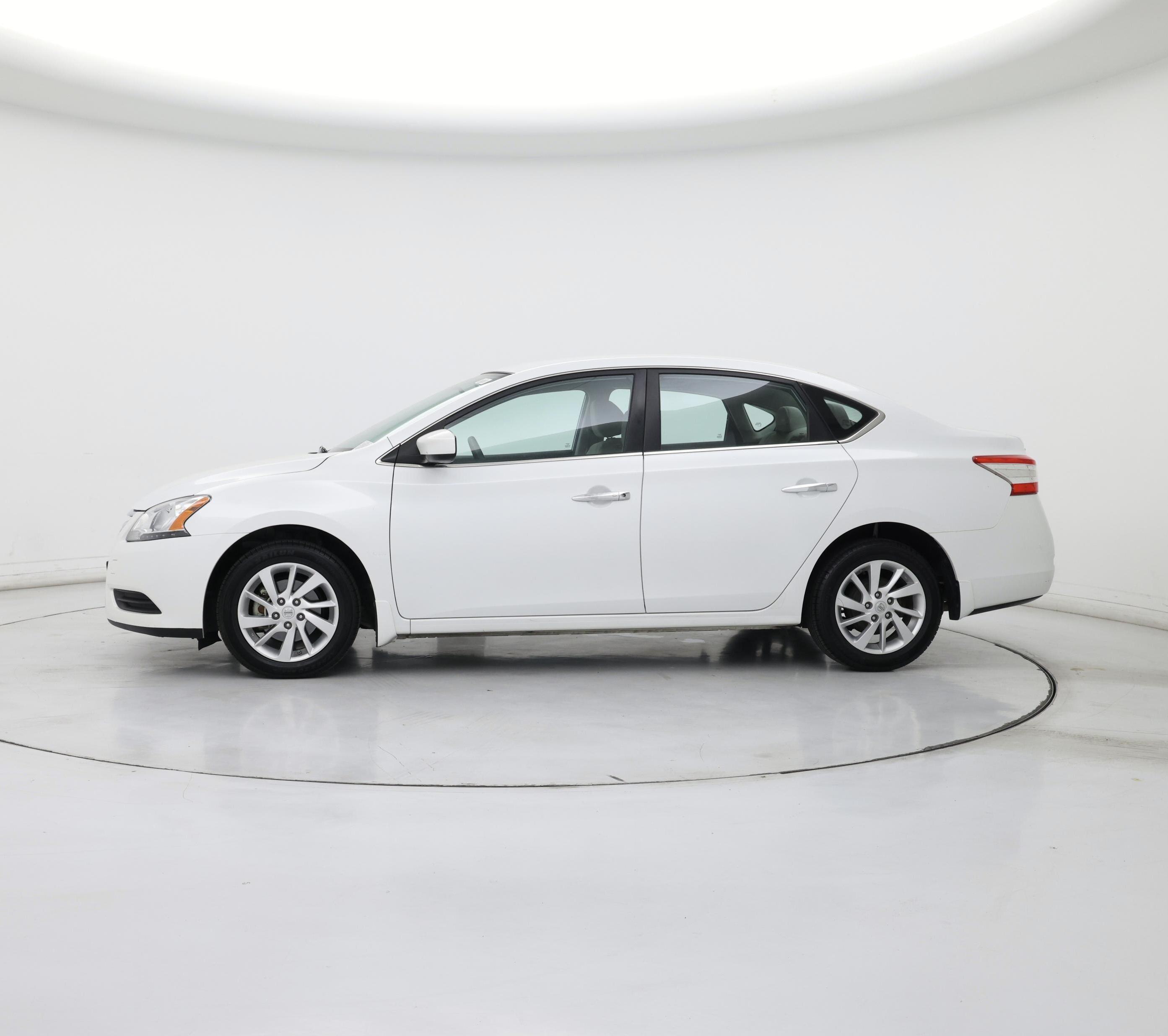 Thumbnail: 2015 Nissan Sentra - 3
