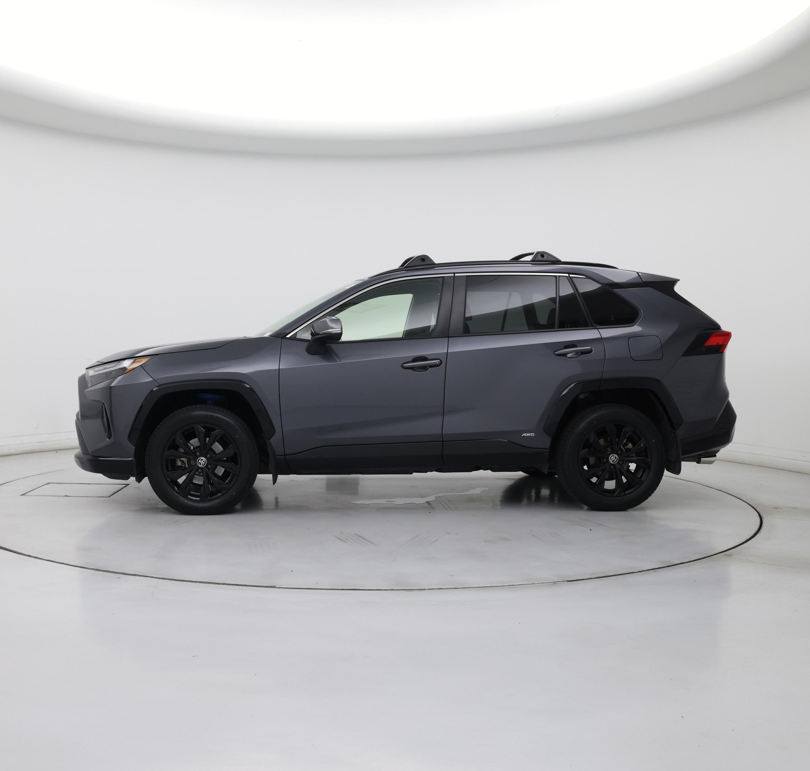 Thumbnail: 2022 Toyota RAV4 - 3