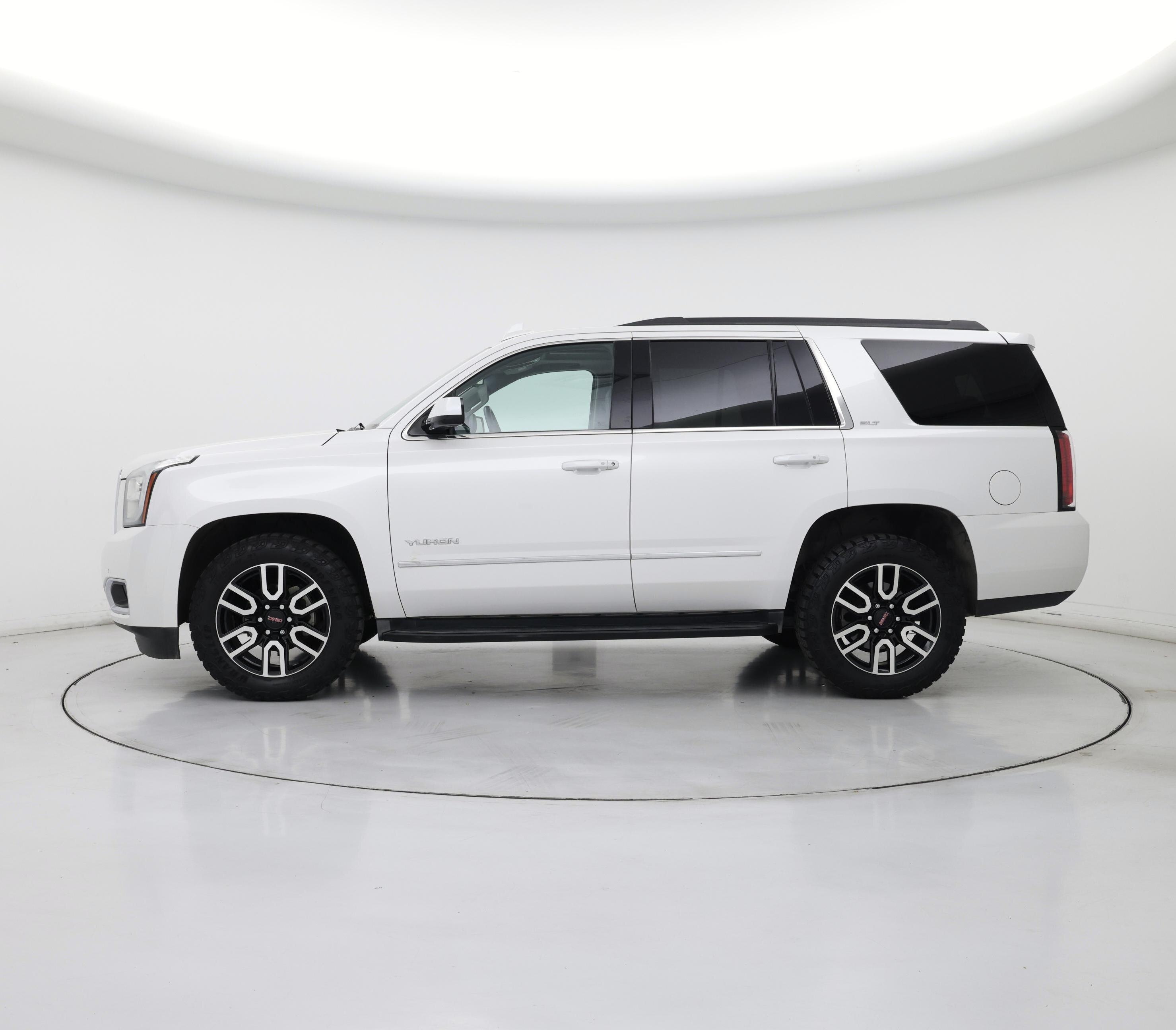 Thumbnail: 2018 GMC Yukon - 3