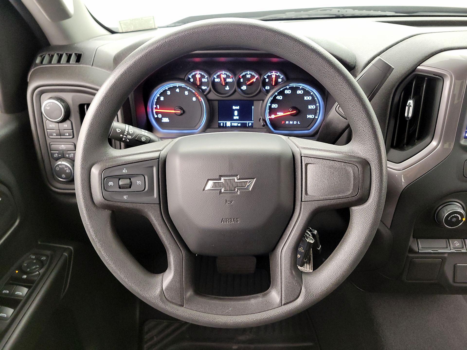 Thumbnail: 2020 Chevrolet Silverado 1500 - 10