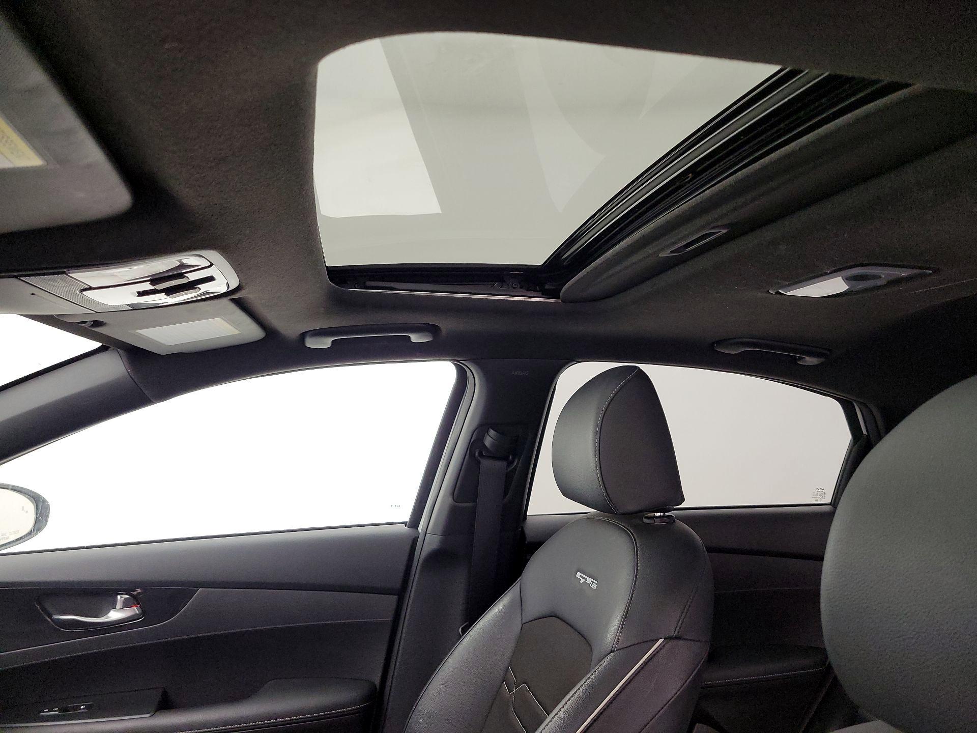 Thumbnail: 2021 Kia Forte - 19