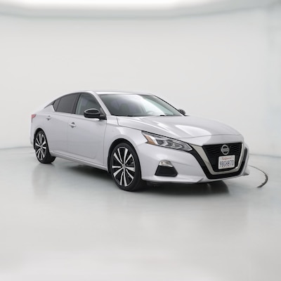 2022 Nissan Altima SR