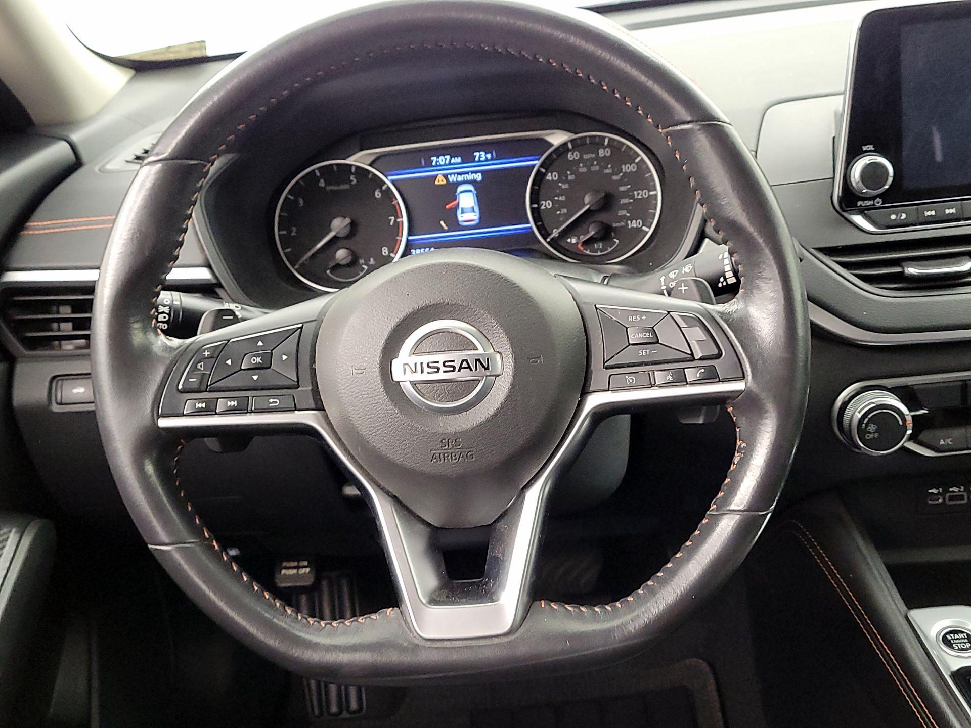 Thumbnail: 2022 Nissan Altima - 10
