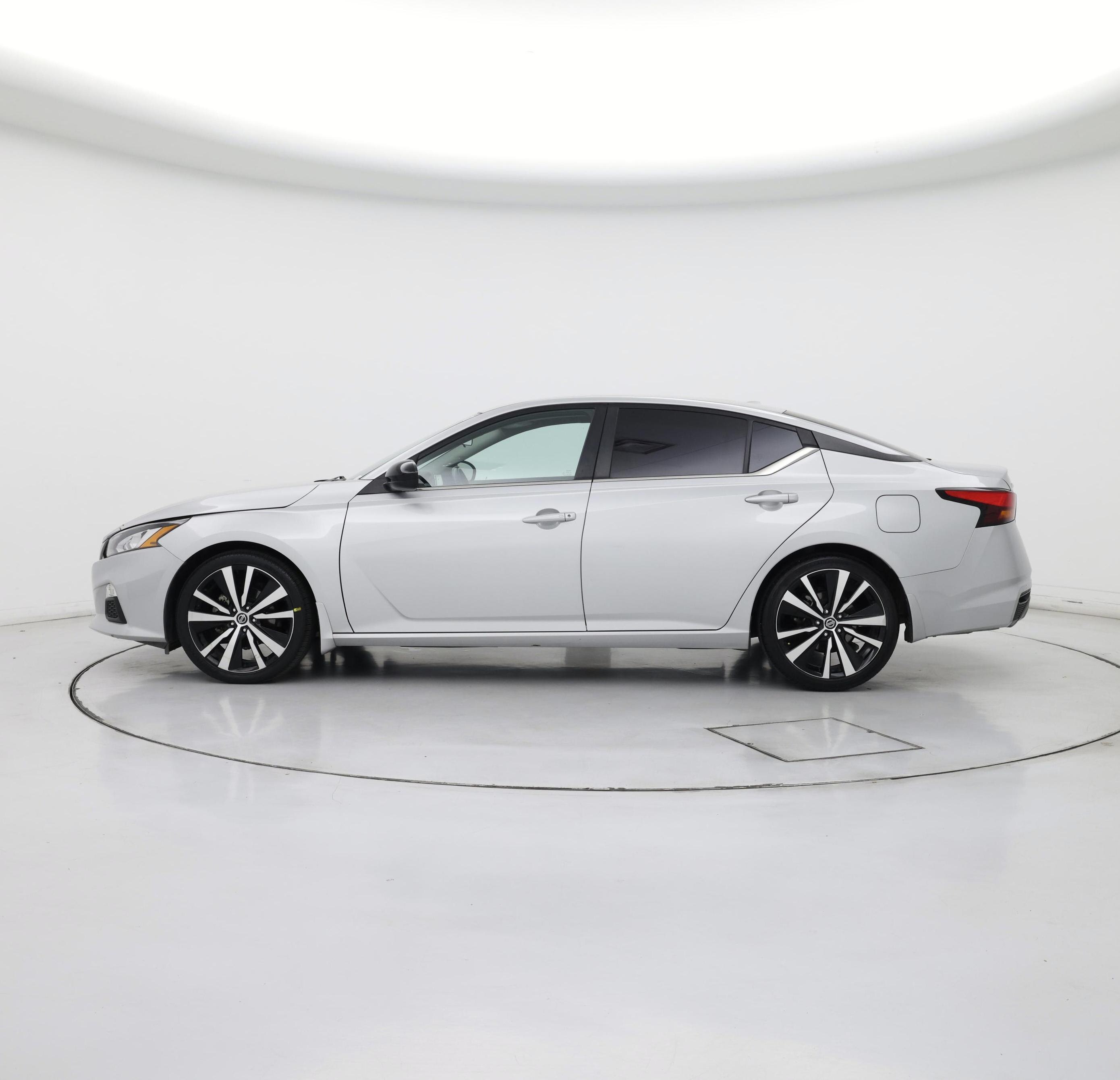 Thumbnail: 2022 Nissan Altima - 3