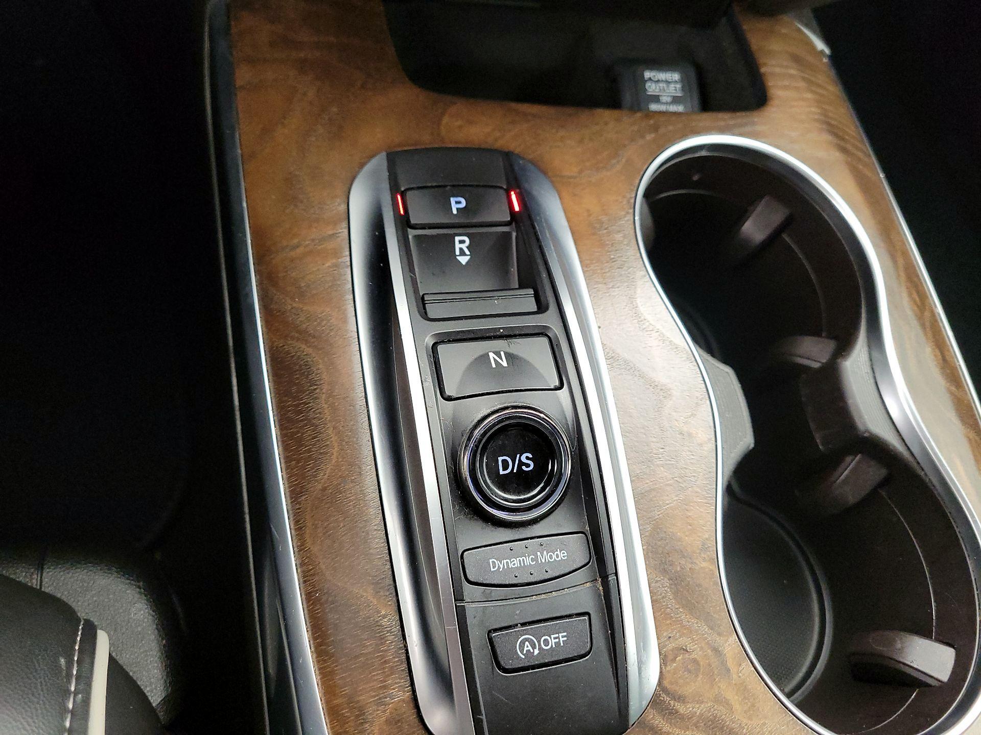 Thumbnail: 2019 Acura MDX - 18