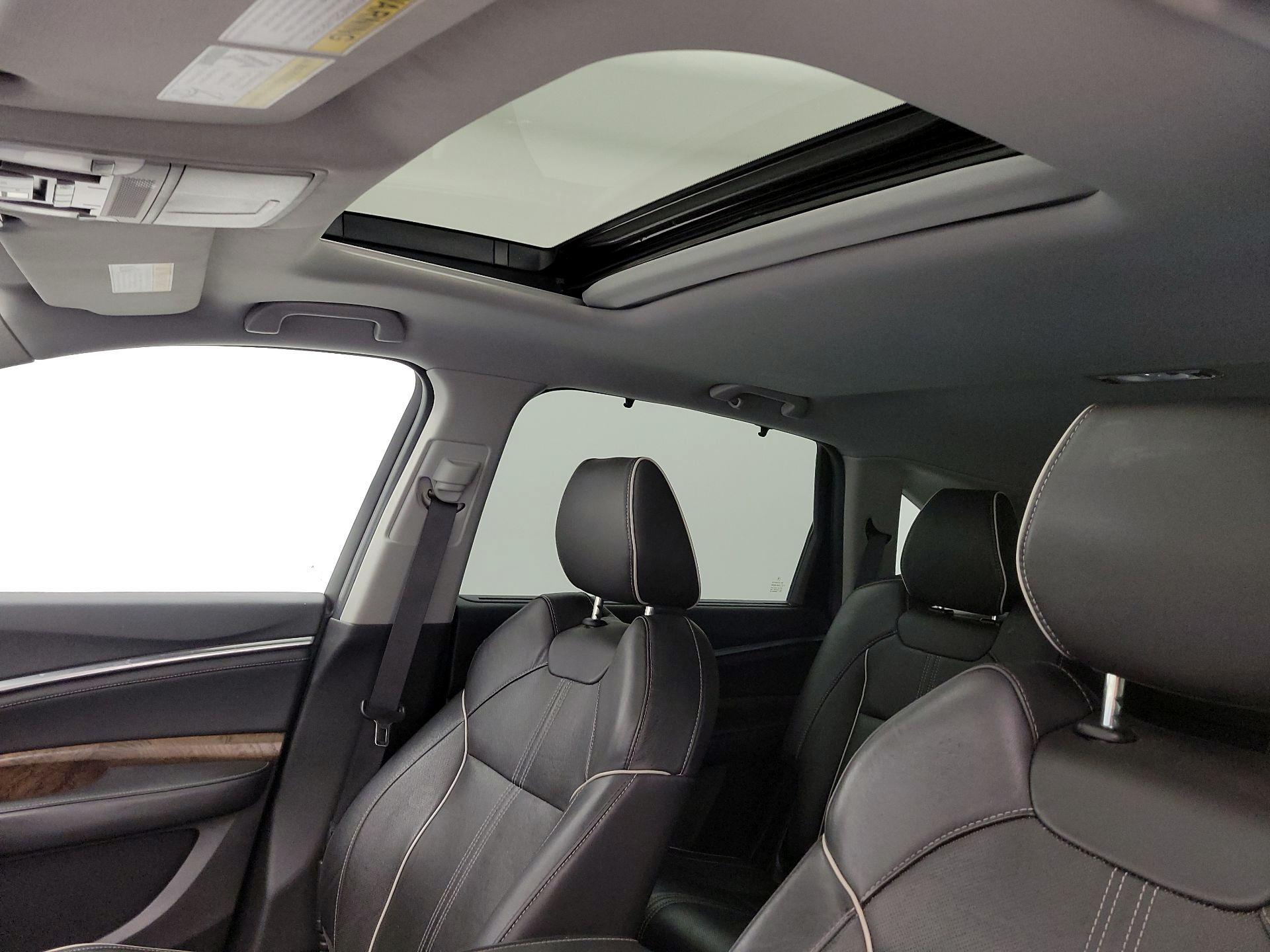 Thumbnail: 2019 Acura MDX - 20