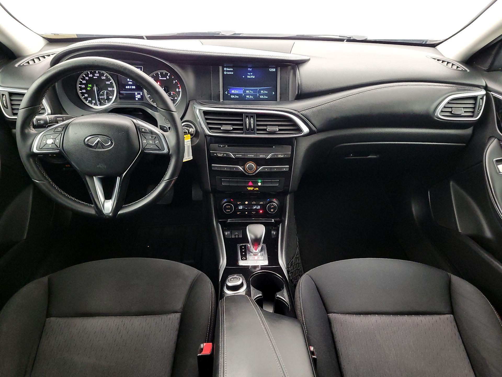 Thumbnail: 2019 INFINITI QX30 - 9