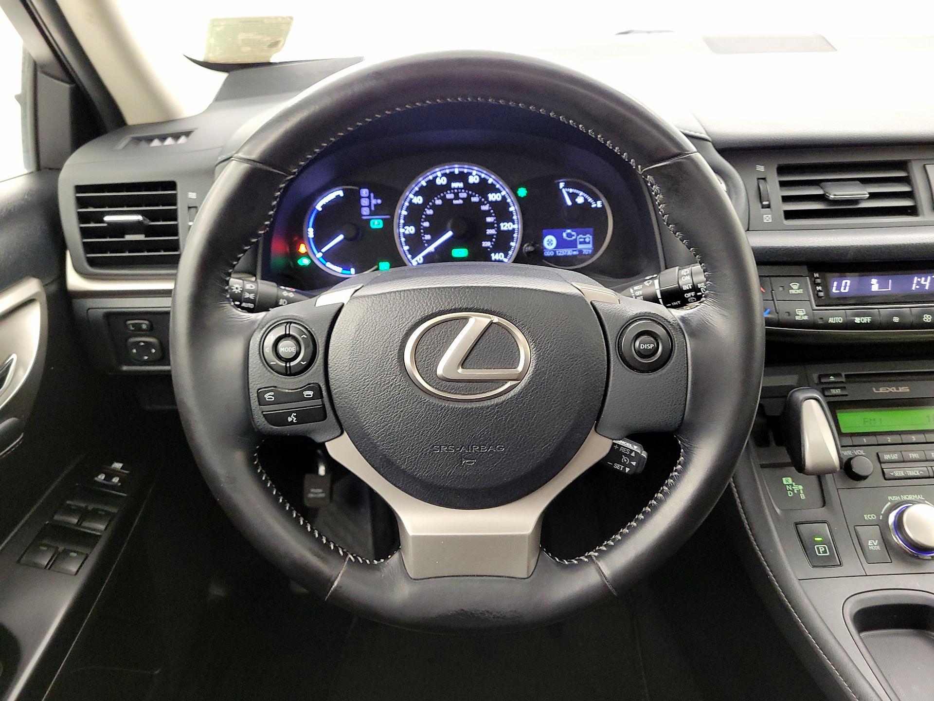 Thumbnail: 2015 Lexus CT - 10