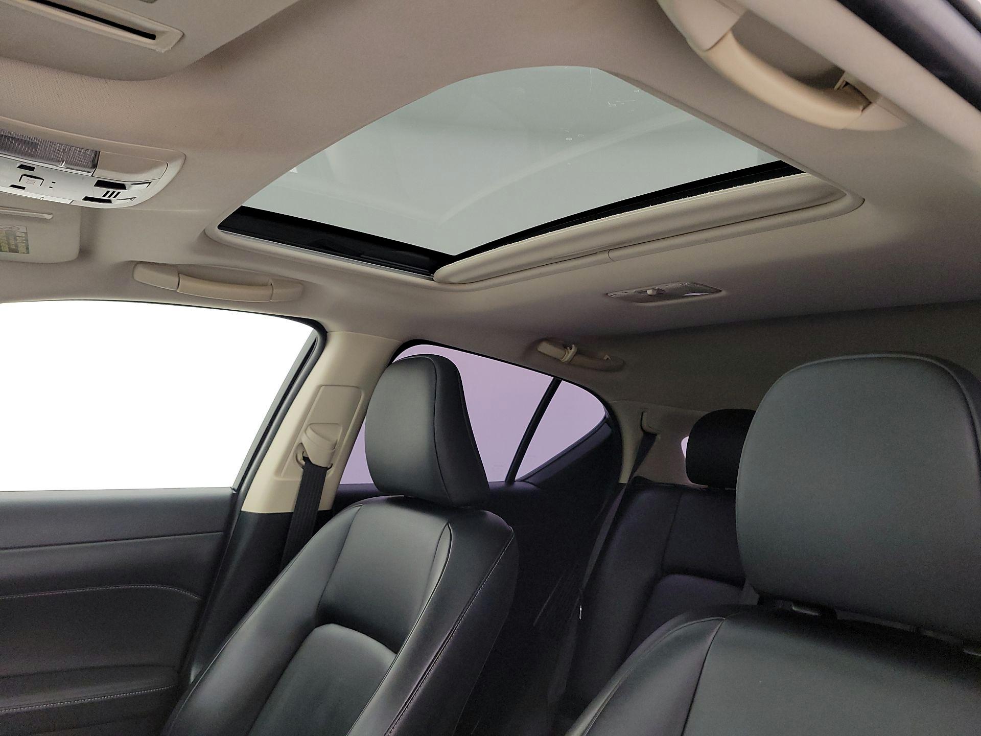 Thumbnail: 2015 Lexus CT - 18