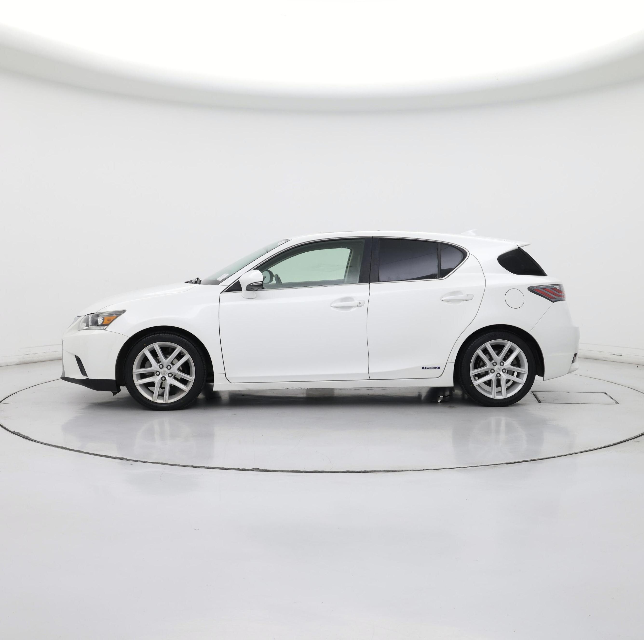 Thumbnail: 2015 Lexus CT - 3